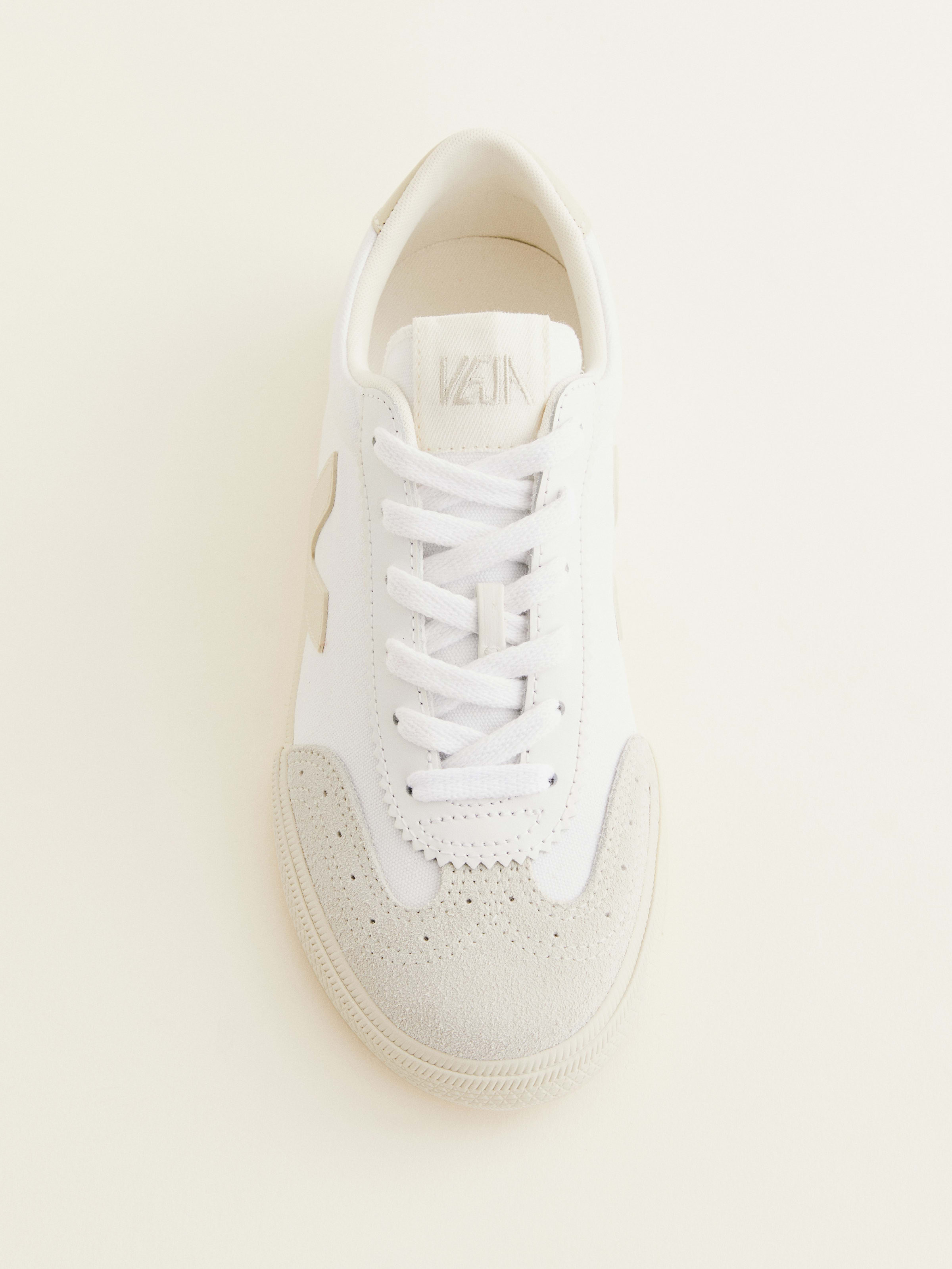Veja Volley Sneaker | Reformation (Global)