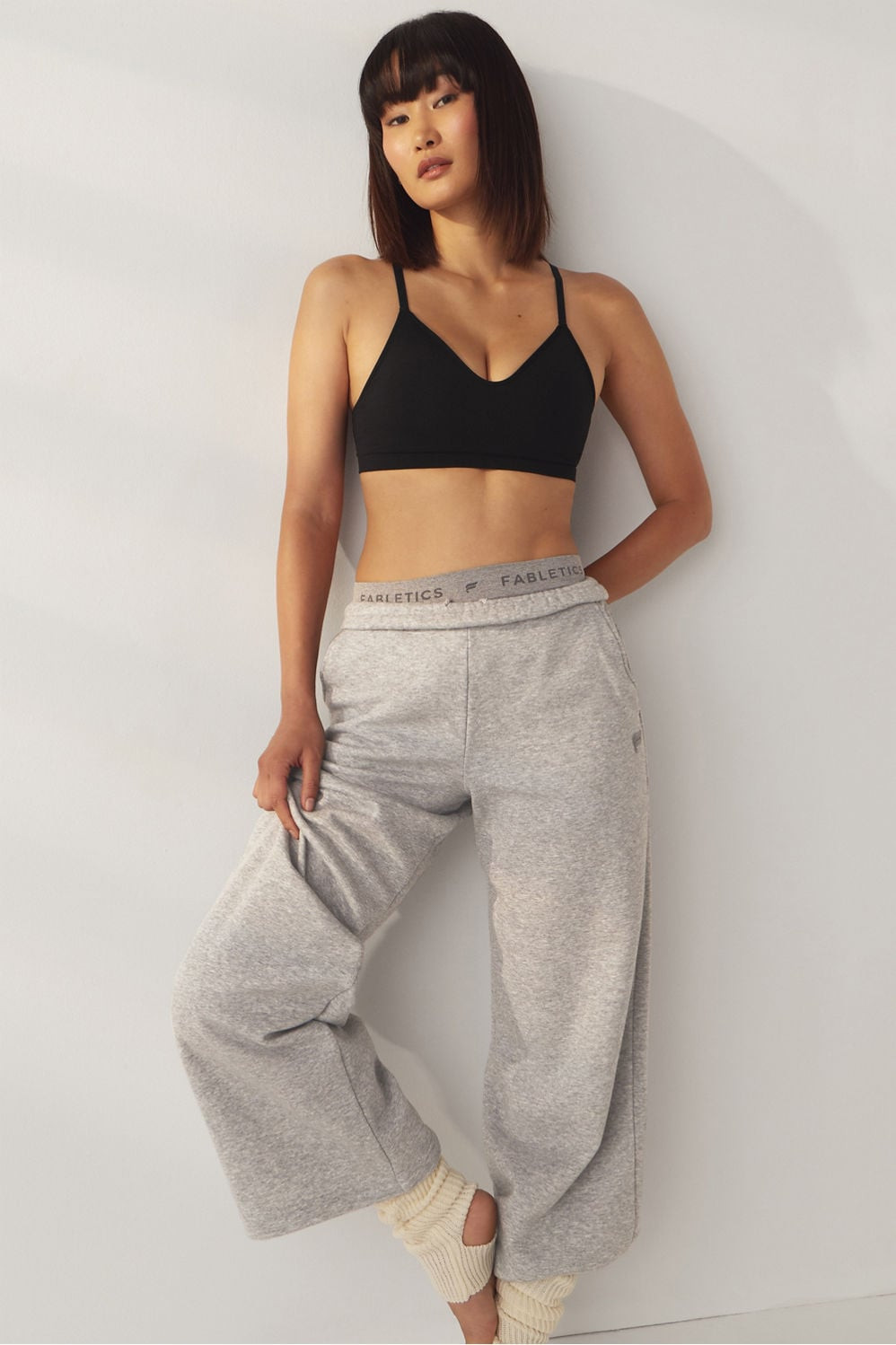 Soft Sculpt Shapewear Plunge Bralette | Fabletics