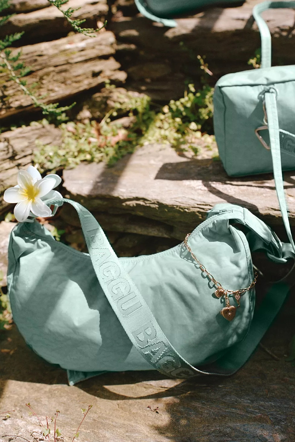 BAGGU Medium Nylon Crescent Bag | Urban Outfitters (US and RoW)