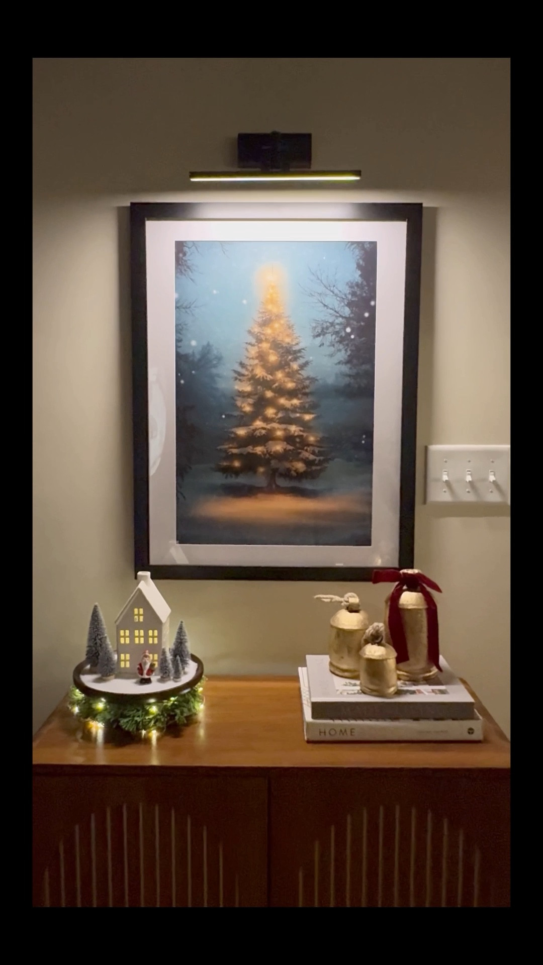 A few Christmas touches and this space feels warm and full of life! 
#Christmassecor #Holidaydecor 

#LTKSeasonal #LTKHome #LTKHoliday