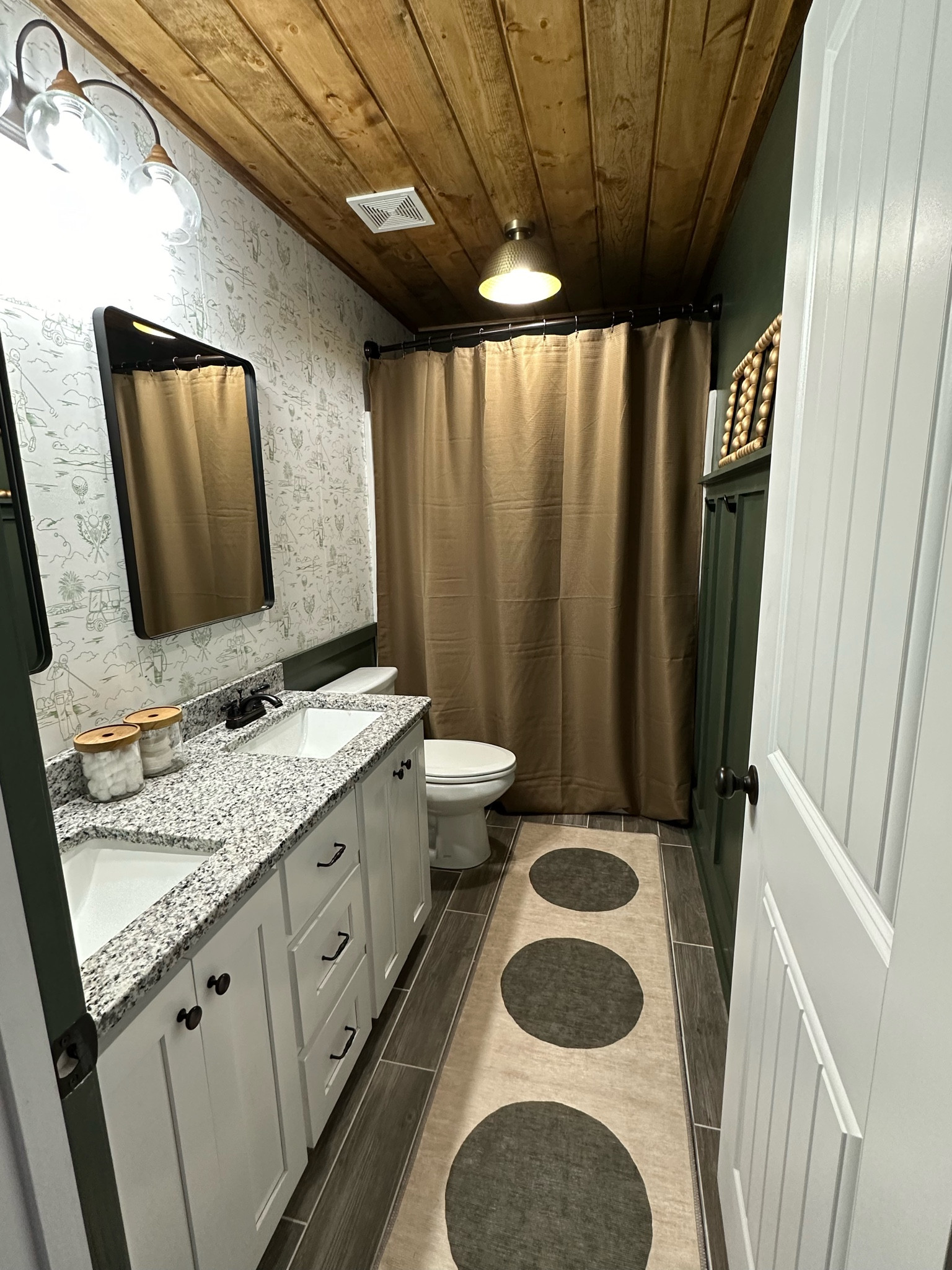 Final product of my boys bathroom, besides their golfing pictures in the frames and those hung! 


#LTKHome #LTKVideo