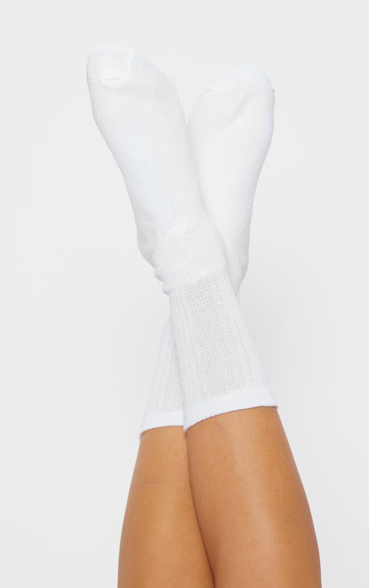 Basic White Sport Socks | PrettyLittleThing UK
