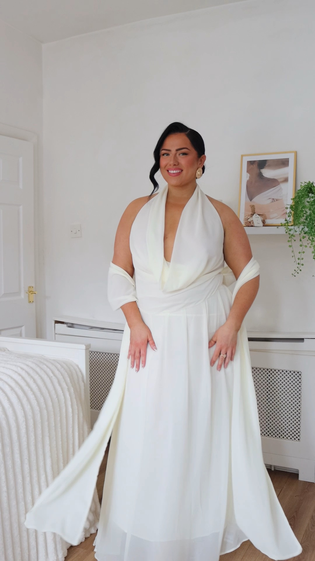 This dress is only £32 but it’s giving luxury occasionwear 😮‍💨🤍✨

The draping, the fit, the colour… obsessed. Perfect for brides-to-be, engagement parties, graduation celebrations, holidays or summer events ✨


5’9 | Size 18 / 20

#LTKsummer #LTKwedding #LTKdresses