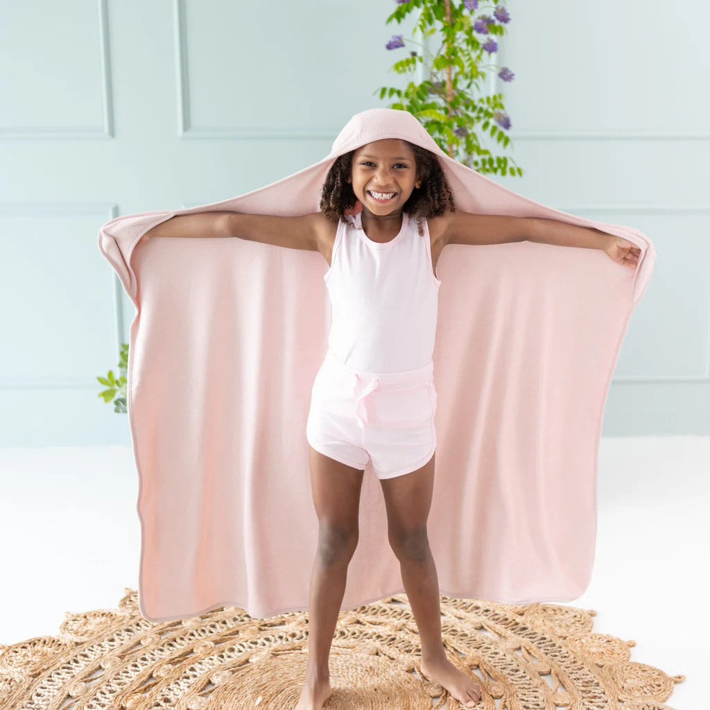 Toddler Hooded Bath Towel in Blush | Kyte BABY