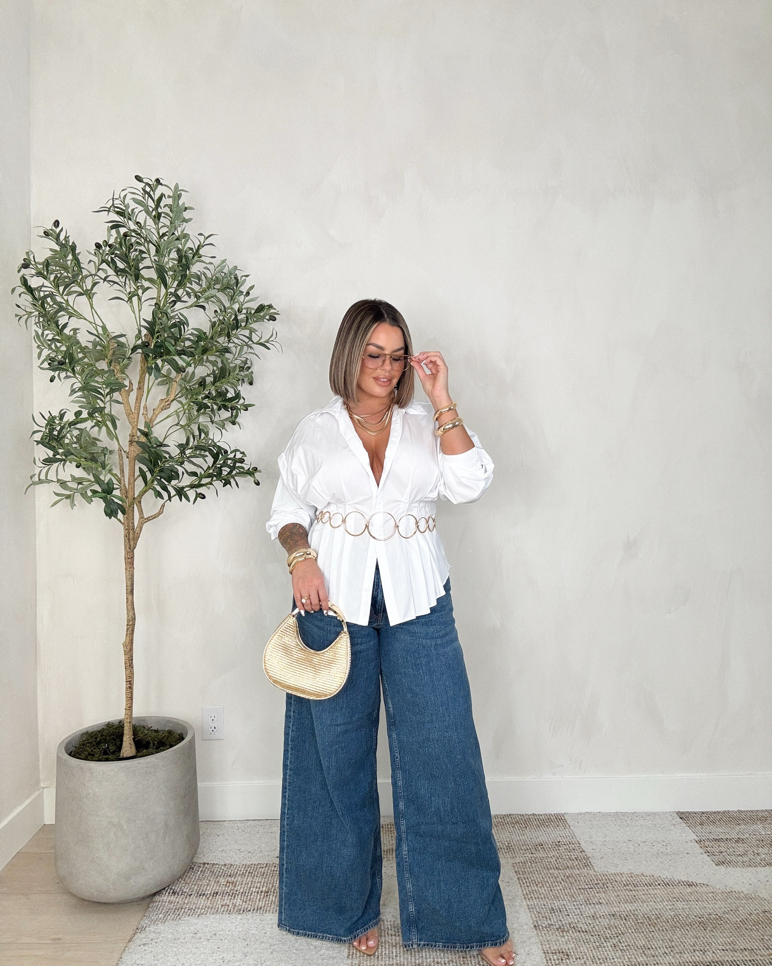 Jeans I’m wearing in first photo are sold out but they are basically identical to the ones I’m wearing in the second photo. The fit is the exact same. I linked the ones from the second photo here so you can recreate this look. 

I do them in a size 31 tall 
White to xl 
Brown top L
Belt size 32

#LTKSaleAlert #LTKMidsize #LTKTall