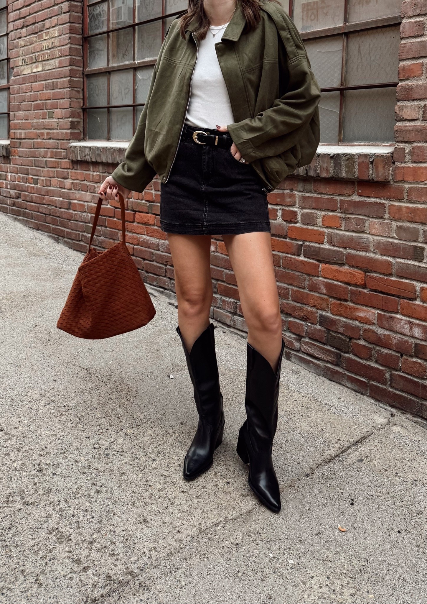I love this Amazon outfit! This jacket is amazing quality and a great look for less! Wearing dize small in all