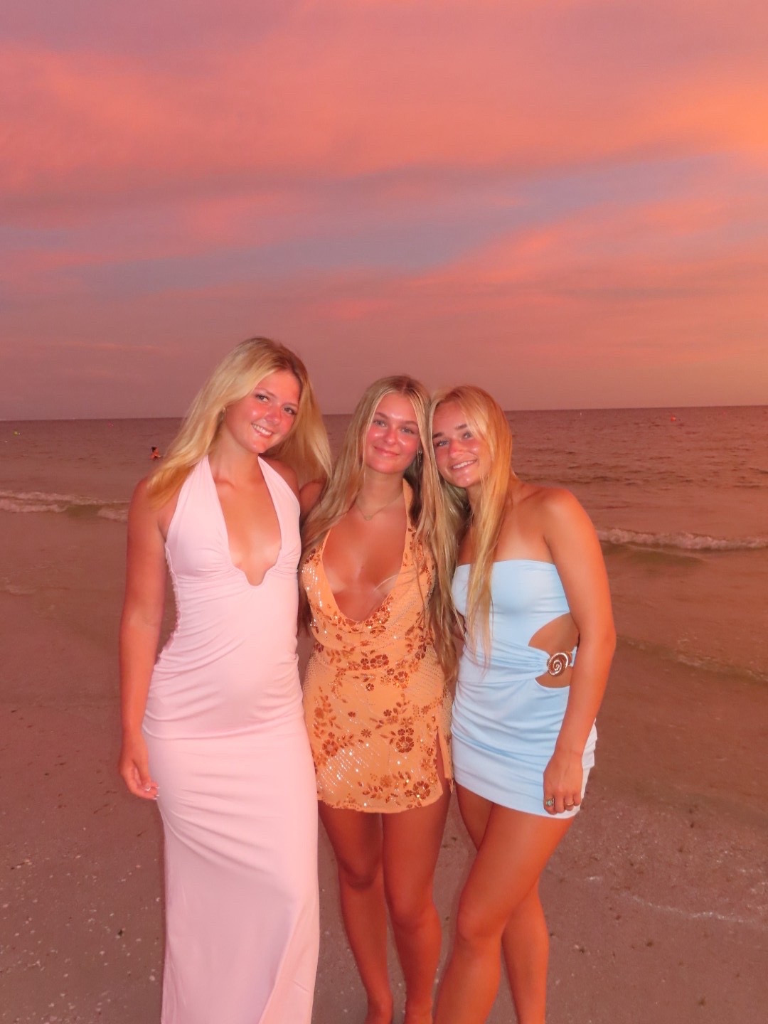 #LTKParties #LTKSeasonal #LTKFindsUnder50