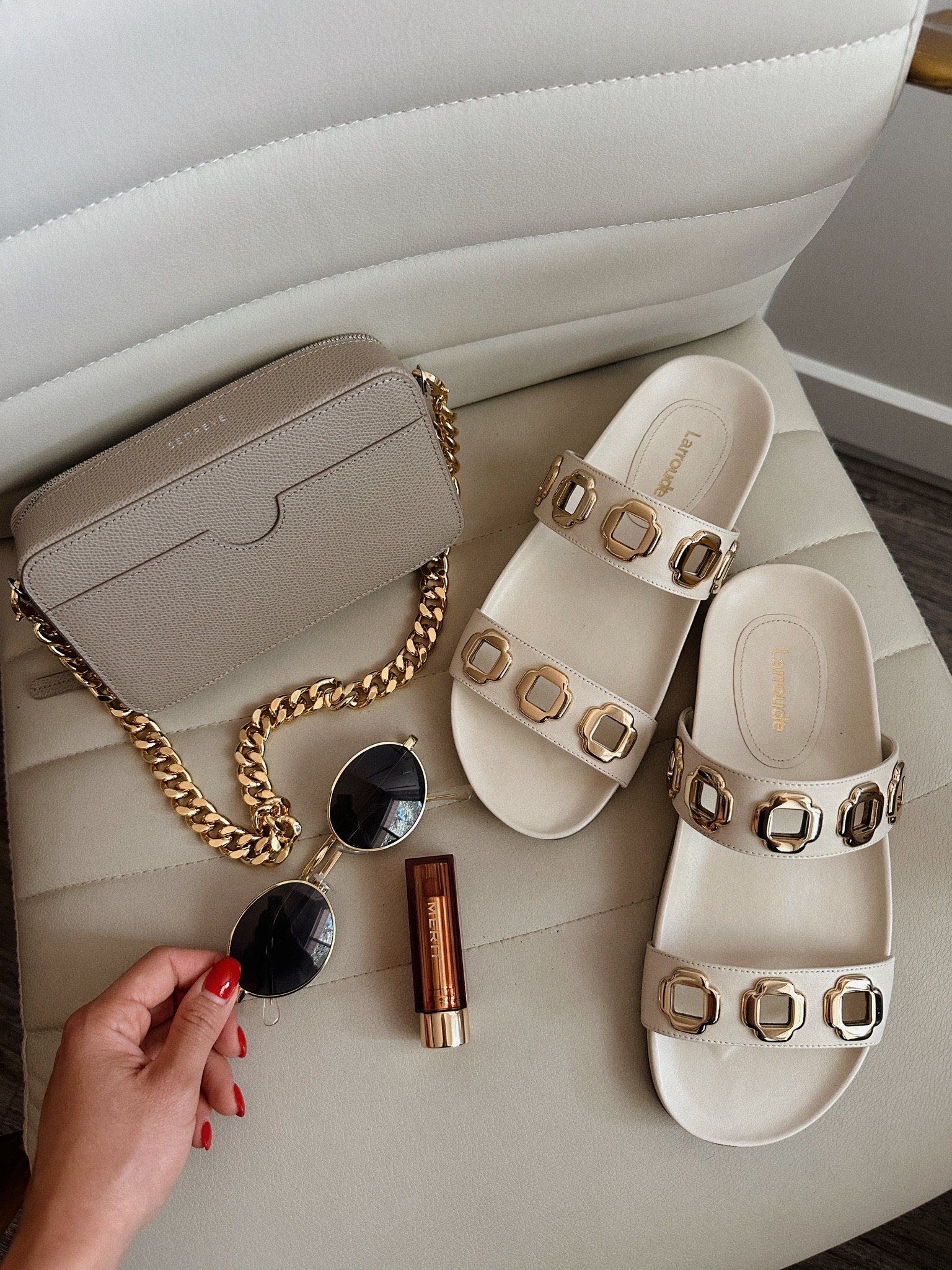 Loving these white sandals so much! They are so comfy and chic! 

#LTKFindsUnder100 #LTKShoeCrush #LTKItBag