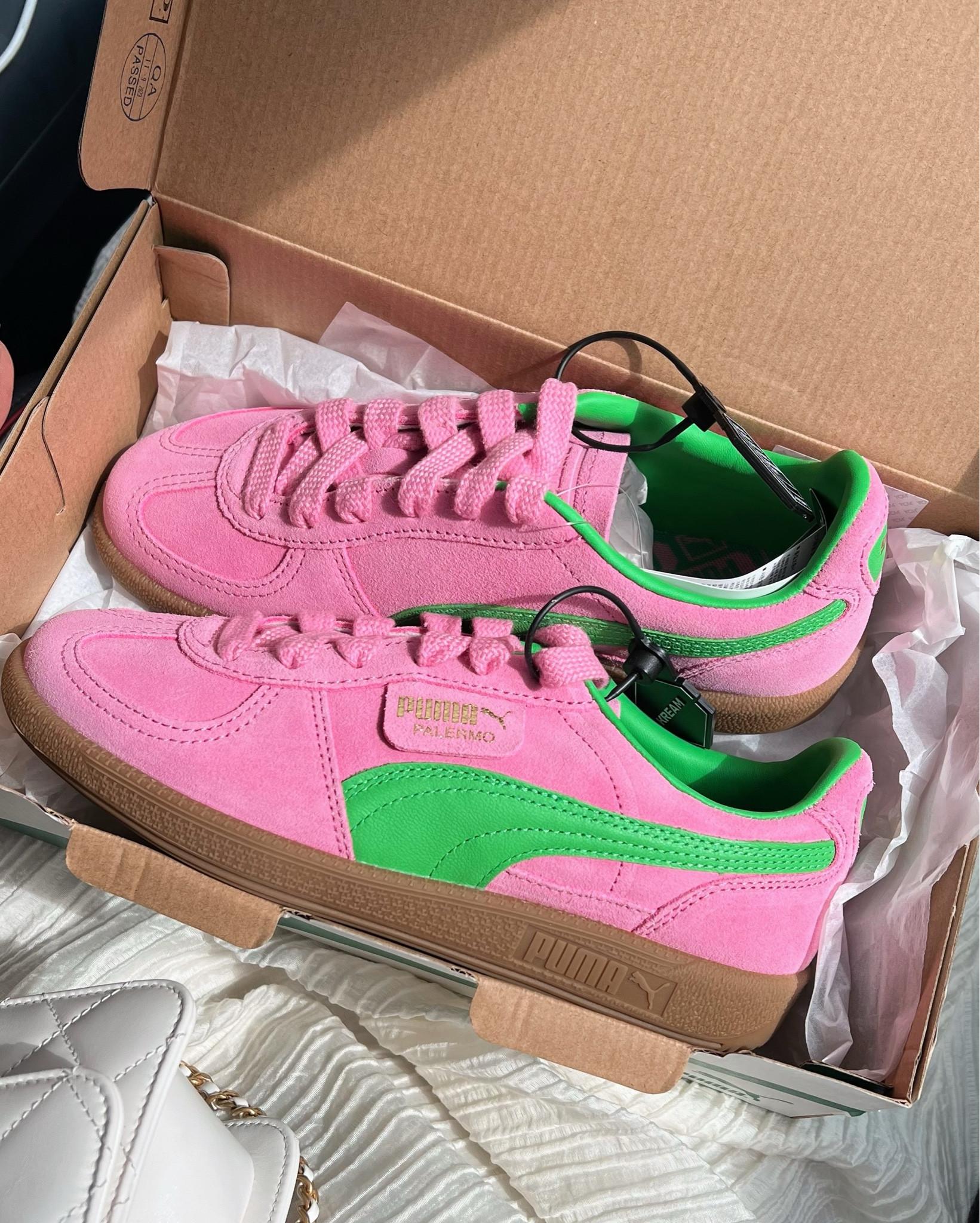 pink pumas 🩷💚🩷💚

#LTKshoecrush #LTKstyletip #LTKGiftGuide
