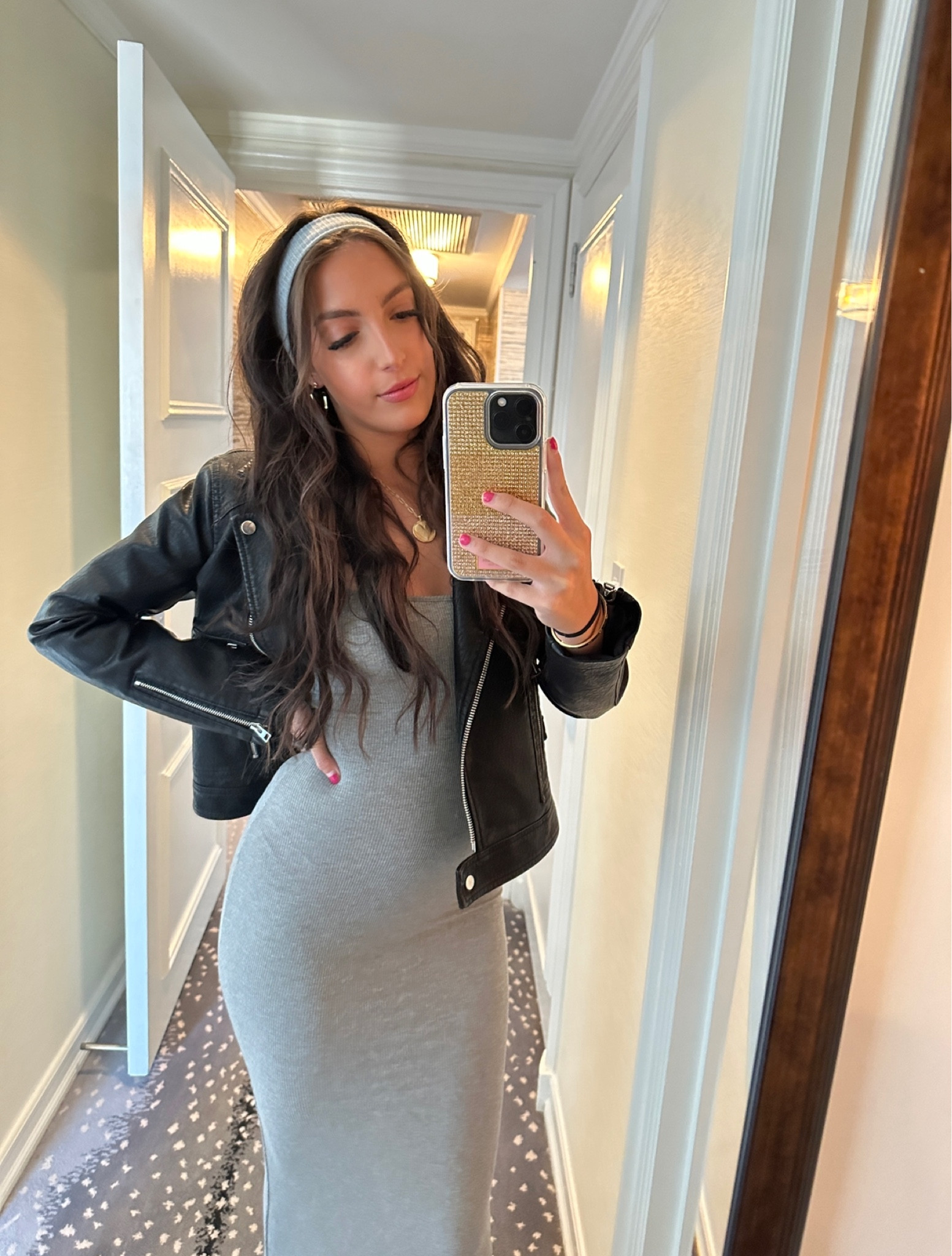 Casual lunch in New York. The perfect comfy outfit, literally wore this to airport afterwards and felt like I was in my pjs still  

#LTKstyletip #LTKtravel