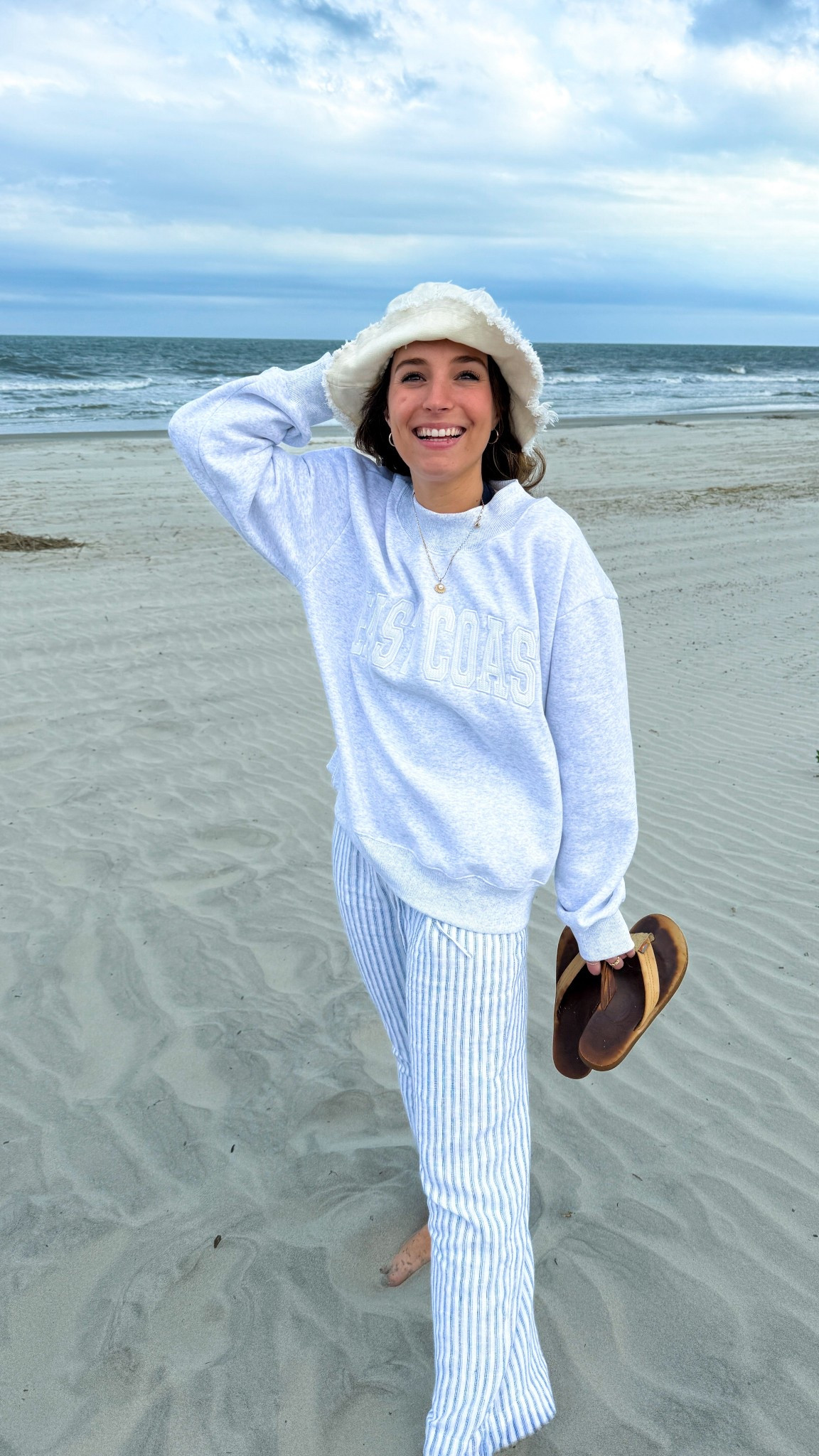 My fave beach pants from @abercrombie 

🦞 I am 5 foot 3 wearing  XXS Short in the pants! 🌊

Spring Staples  / coastal grandmother / coastal granddaughter / coastal outfit / beach outfit / blue and white striped linen pants / striped linen pants / white linen pants / summer outfit / summer outfit inspiration / spring outfit / spring outfit inspiration /  



#LTKootd #LTKPetite #LTKTravel