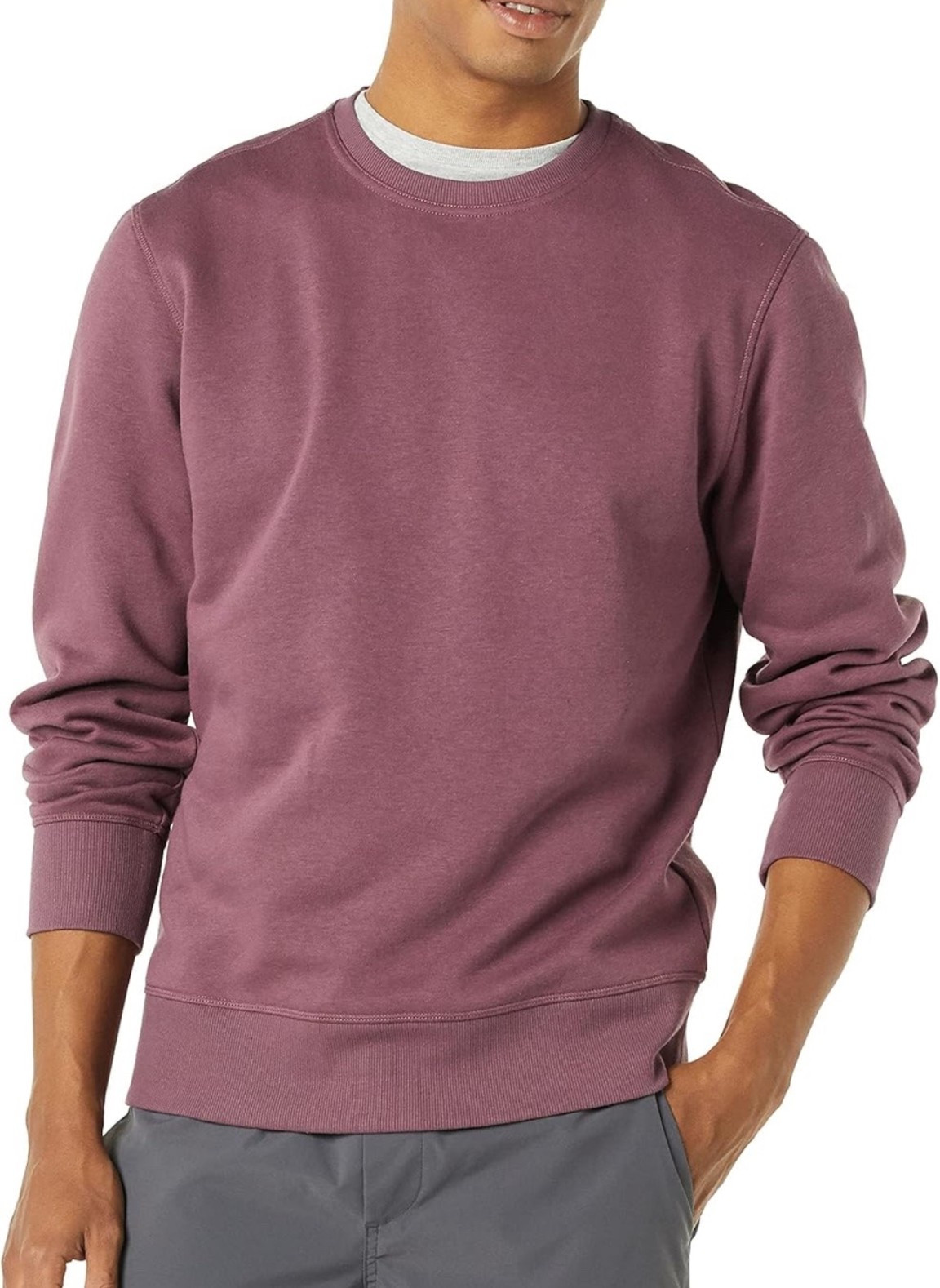 The COMFIEST go-to crewneck! 🐑 

#LTKfitnessgoals #LTKSaleAlert #LTKActive