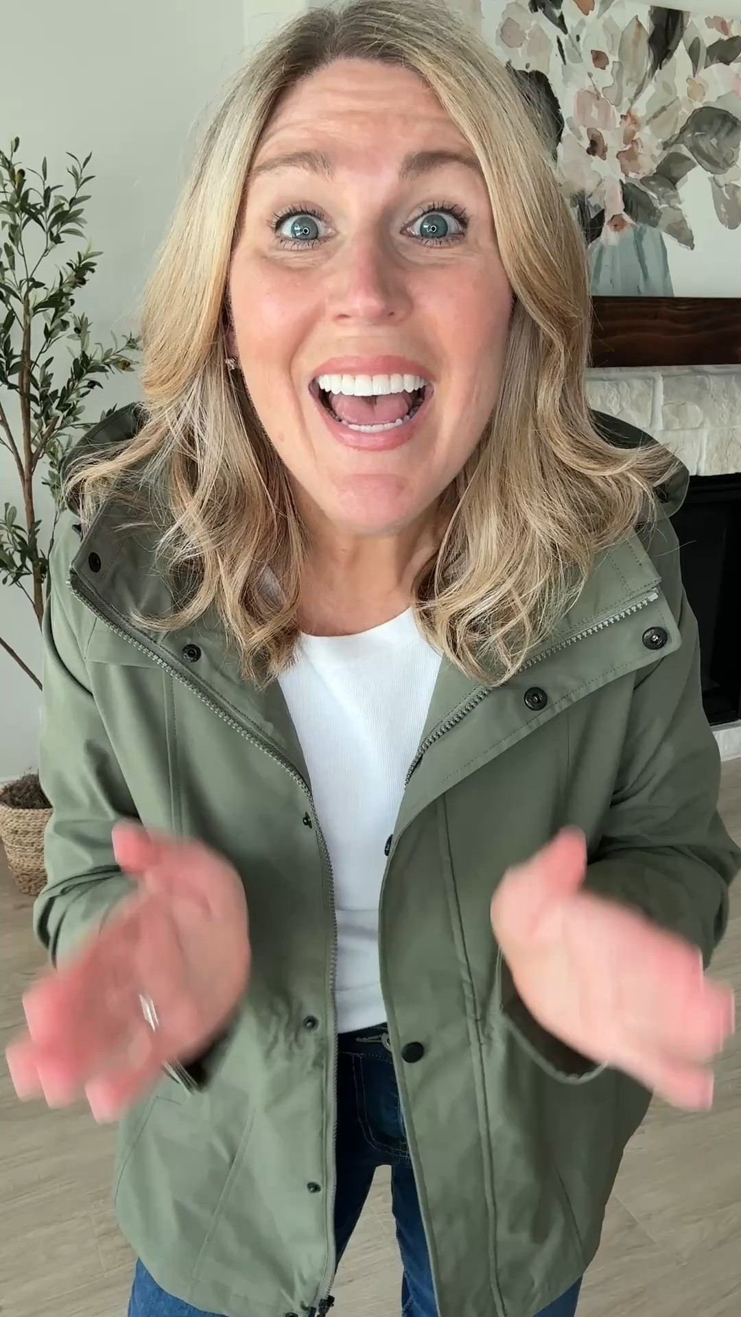 Take a little weather protection wherever you go. This rain-resistant windbreaker packs into a hidden zippered pouch, beneath the upper back vent – just pull out the pouch and roll the jacket in. The hood can also be zipped into the collar. Zip-and-snap front, inner drawstring that hits at high waist, two slant pockets. Mesh upper lining.
Runs tts! Relaxed fit. 

#LTKFindsUnder100 #LTKSeasonal #LTKSummerEdit