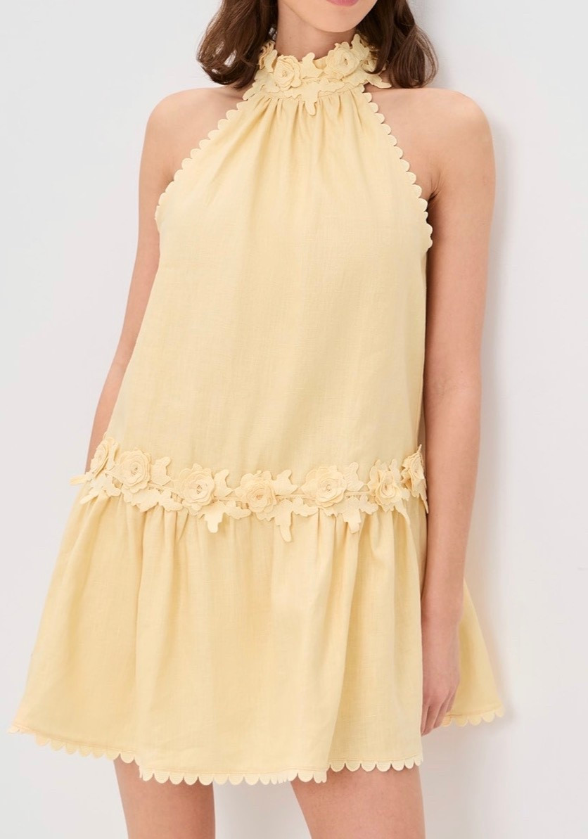 Yellow dress
Dress
Halter dress


#LTKSeasonal