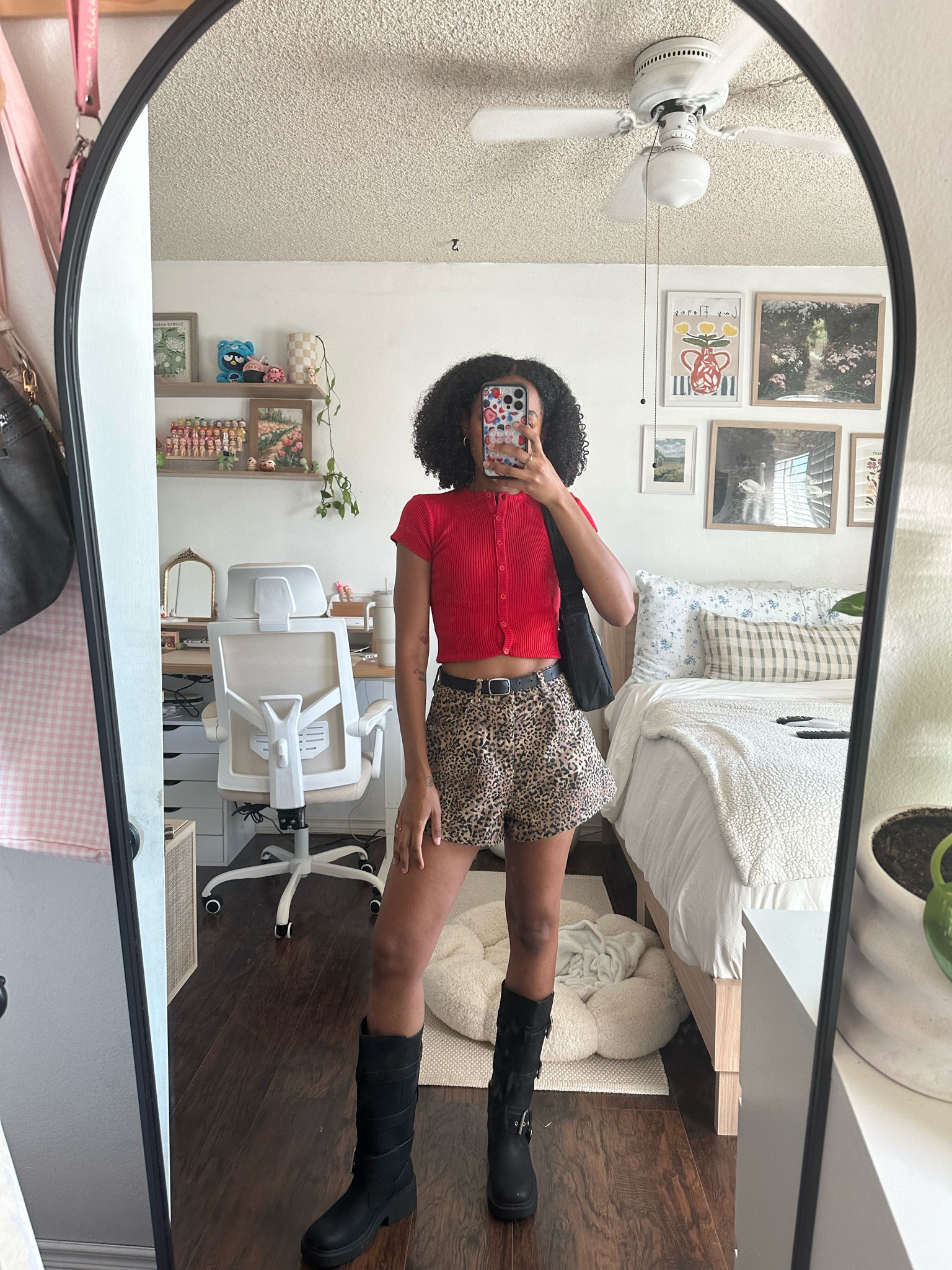 red 🤝🏽 leopard print (shorts sold out from asos. linked similar)

#LTKStyleTip #LTKFindsUnder100