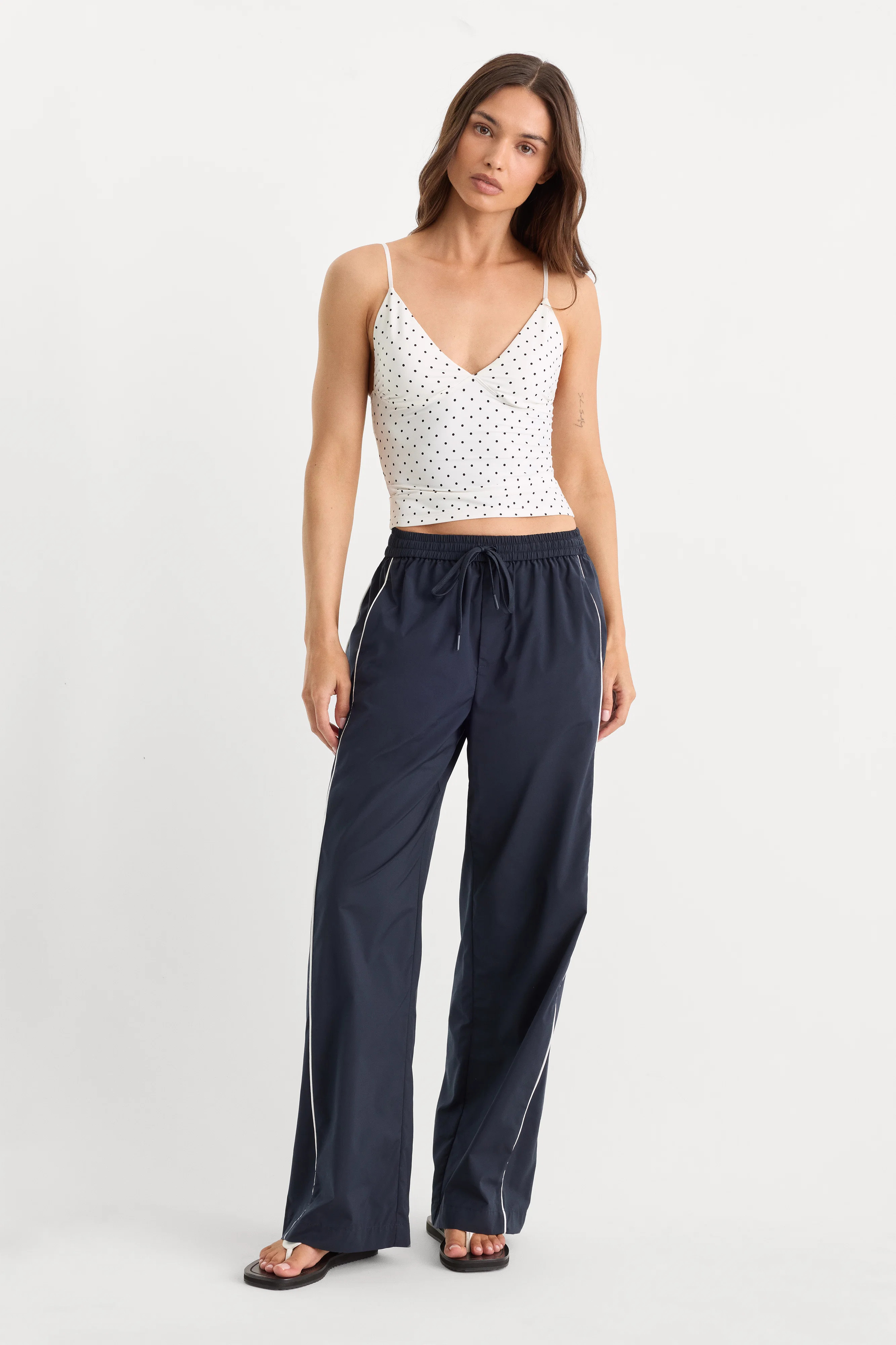 Women's The Sport Pant | Storm Blue, Size Large | Good American by Khlo� Kardashian | Good American