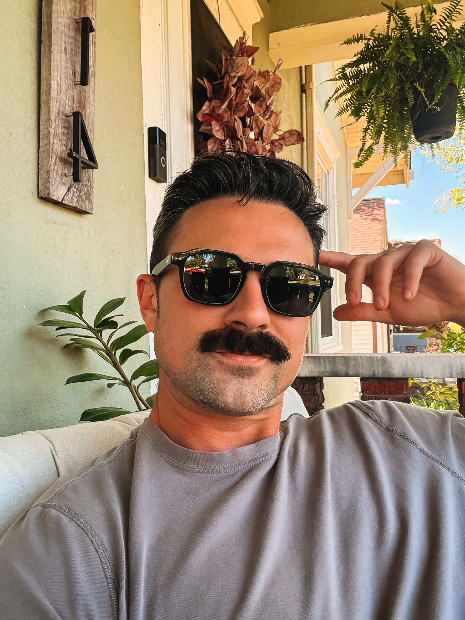 Obsessed with these Kiaura Sunglasses! These are the lautners in Emerald! 

#LTKootd #LTKBeauty #LTKMens