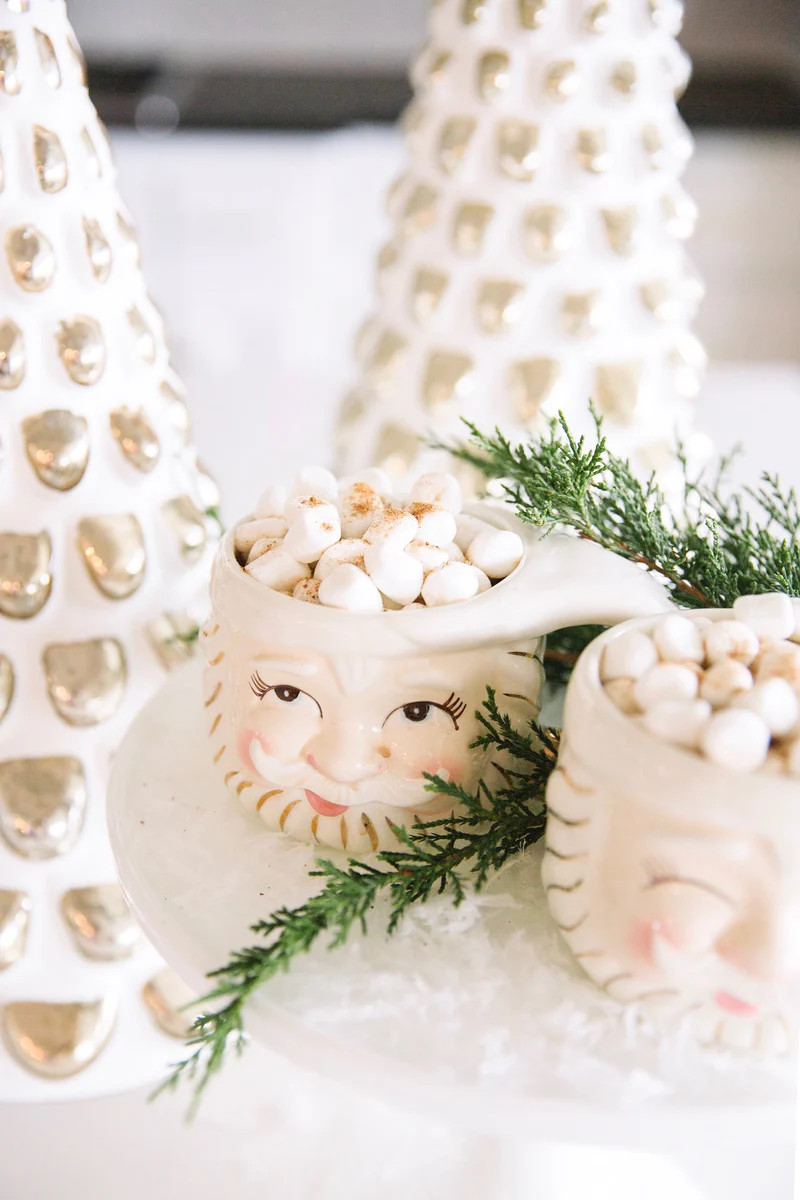 Papa Noel Cream Mug - Eyes Open | Pink Antlers