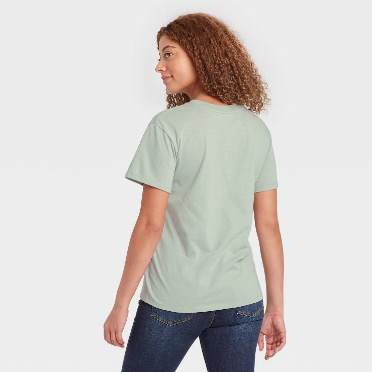 Women's Yosemite Short Sleeve Graphic T-Shirt - Green | Target