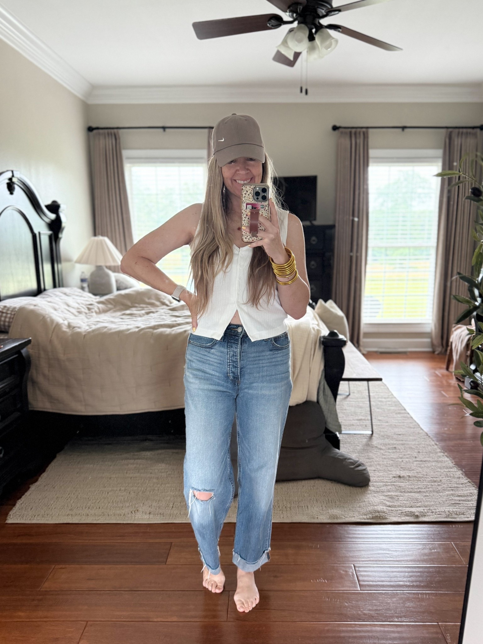 Happy Saturday! Sharing a comfy + casual Summer weekend look. ☀️ 

#LTKSeasonal #LTKMidsize #LTKOver40