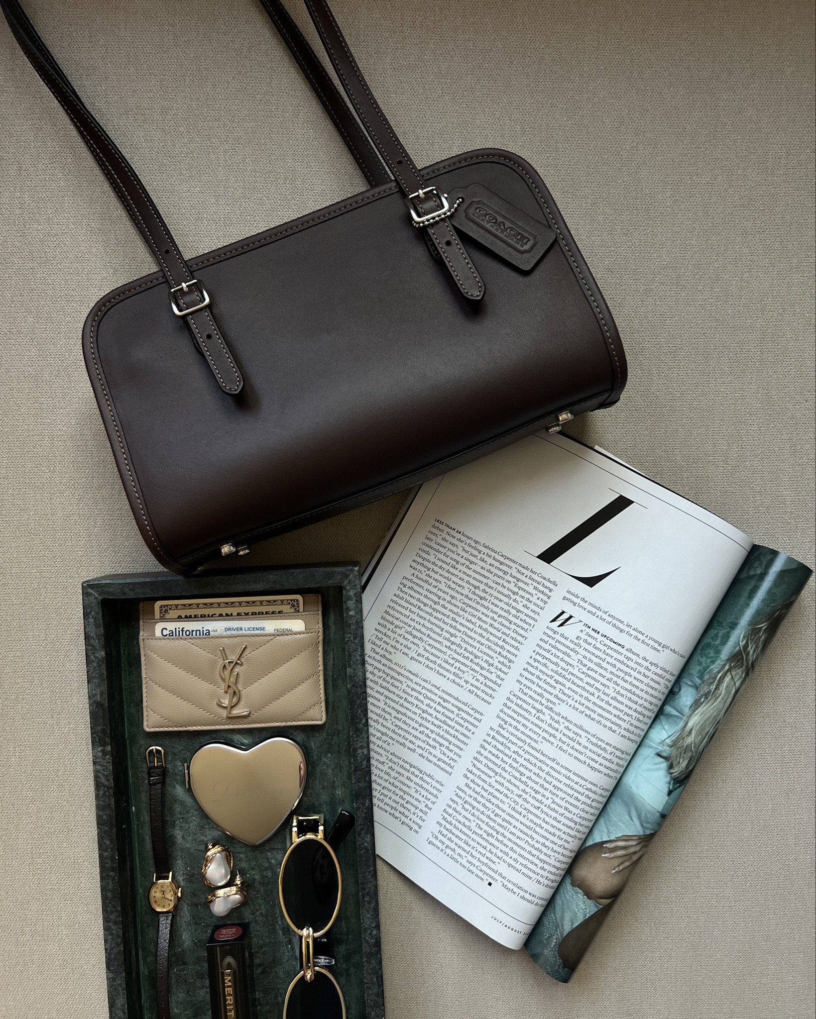 Coach Swing Zip 