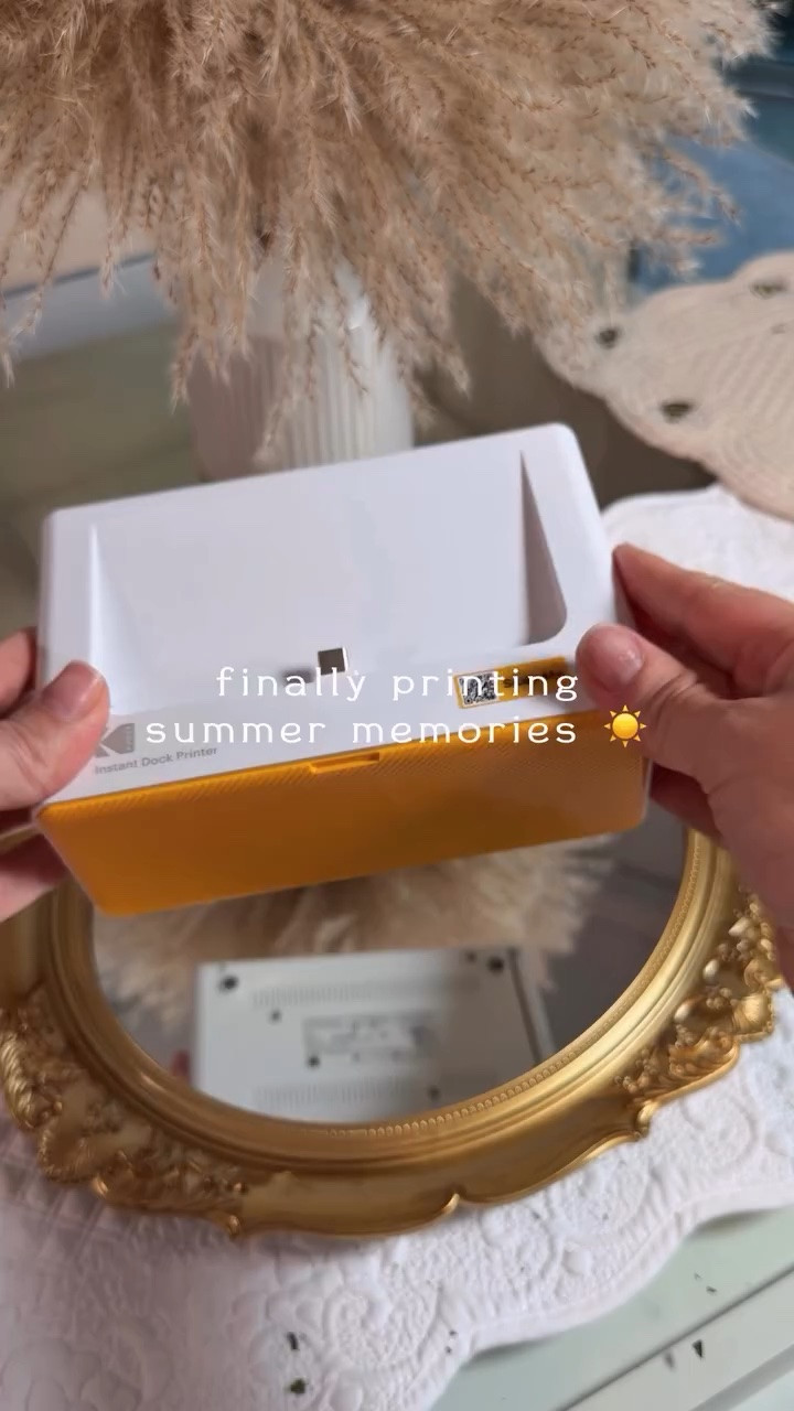 finally printing my favorite Disneyland memories ☀️✨

some summer moments deserve more than staying in your camera roll. I turned a few of my favorite photos into keepsakes with the KODAK Dock Plus Photo Printer.

Make this summer unforgettable and keep your favorite memories forever 💛

@kodakphotoprinter #instantprint #photoprinting
