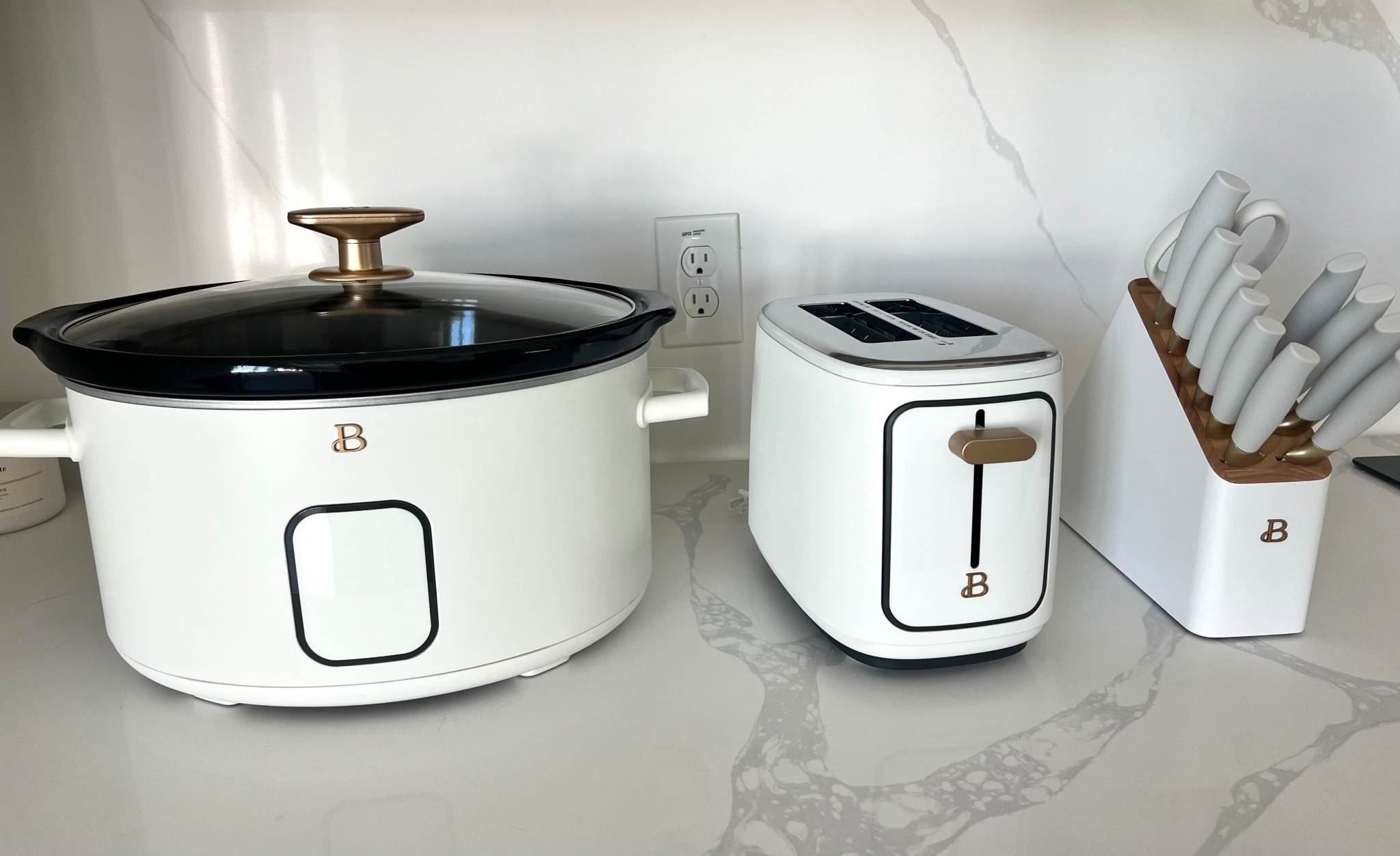I am obsessed with these white kitchen appliances! I had to stop myself from buying every single thing they make! 

#LTKmomlife #LTKfoodie #LTKHome