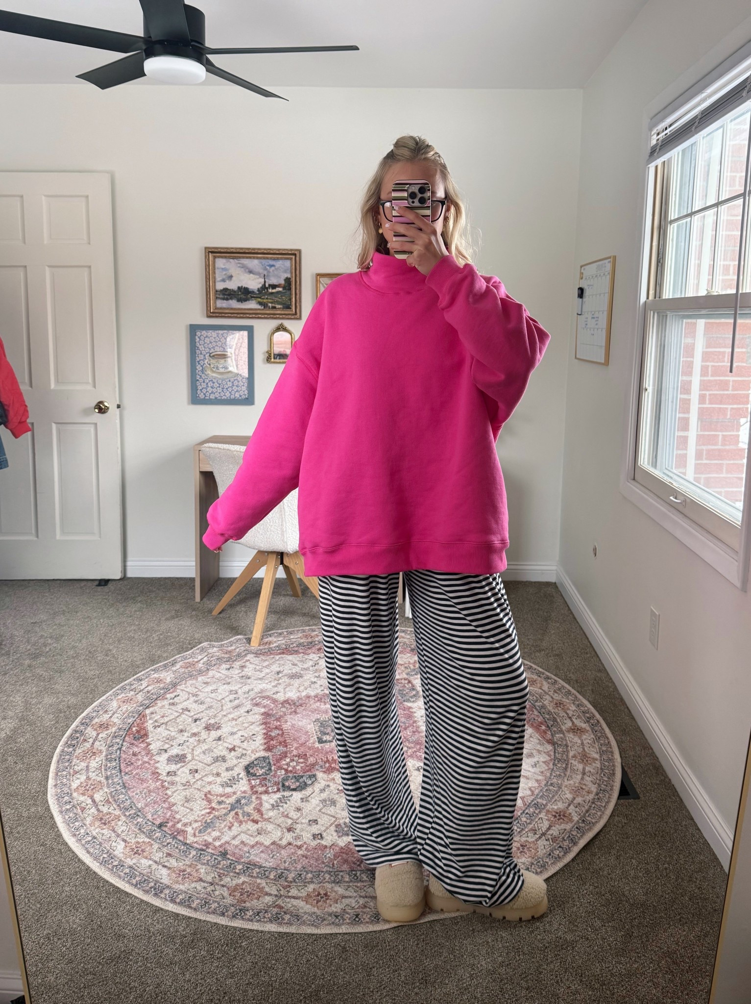 Small in the mockneck & small long in the pants 🩷🫐

#LTKootd