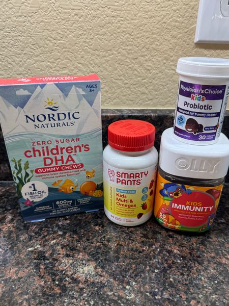 Kids daily vitamins kids multivitamins kids immunity support immune system kids dha fish oil omega 3 kids probiotics kids health must have

#LTKFamily #LTKKids #LTKBump