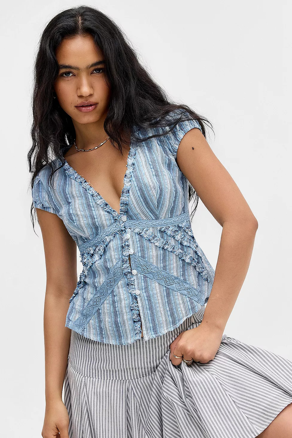 Kimchi Blue Robyn Ruffle Blouse | Urban Outfitters UK
