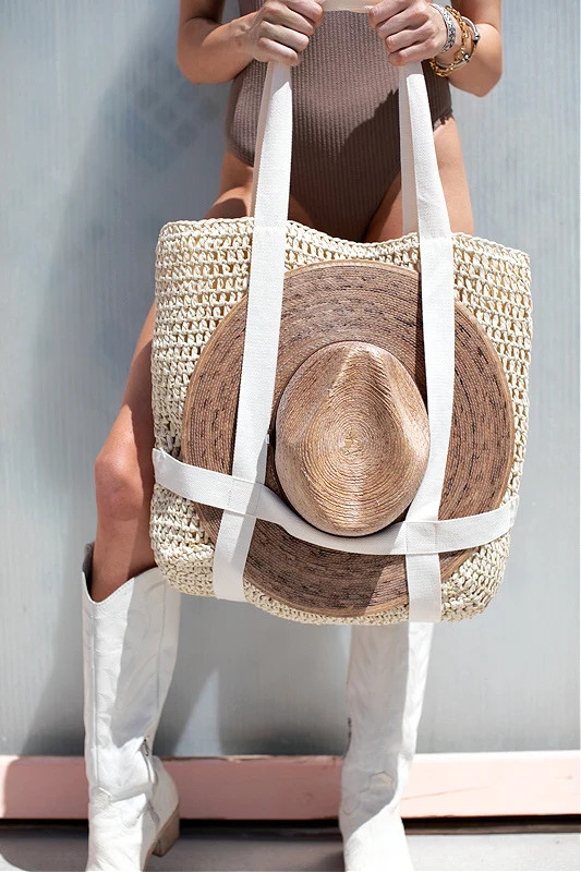 AS SEEN ON LOVERLY GREY!! Hat Carrying Beach Bag in Light Straw - PRE ORDER | Glitzy Bella