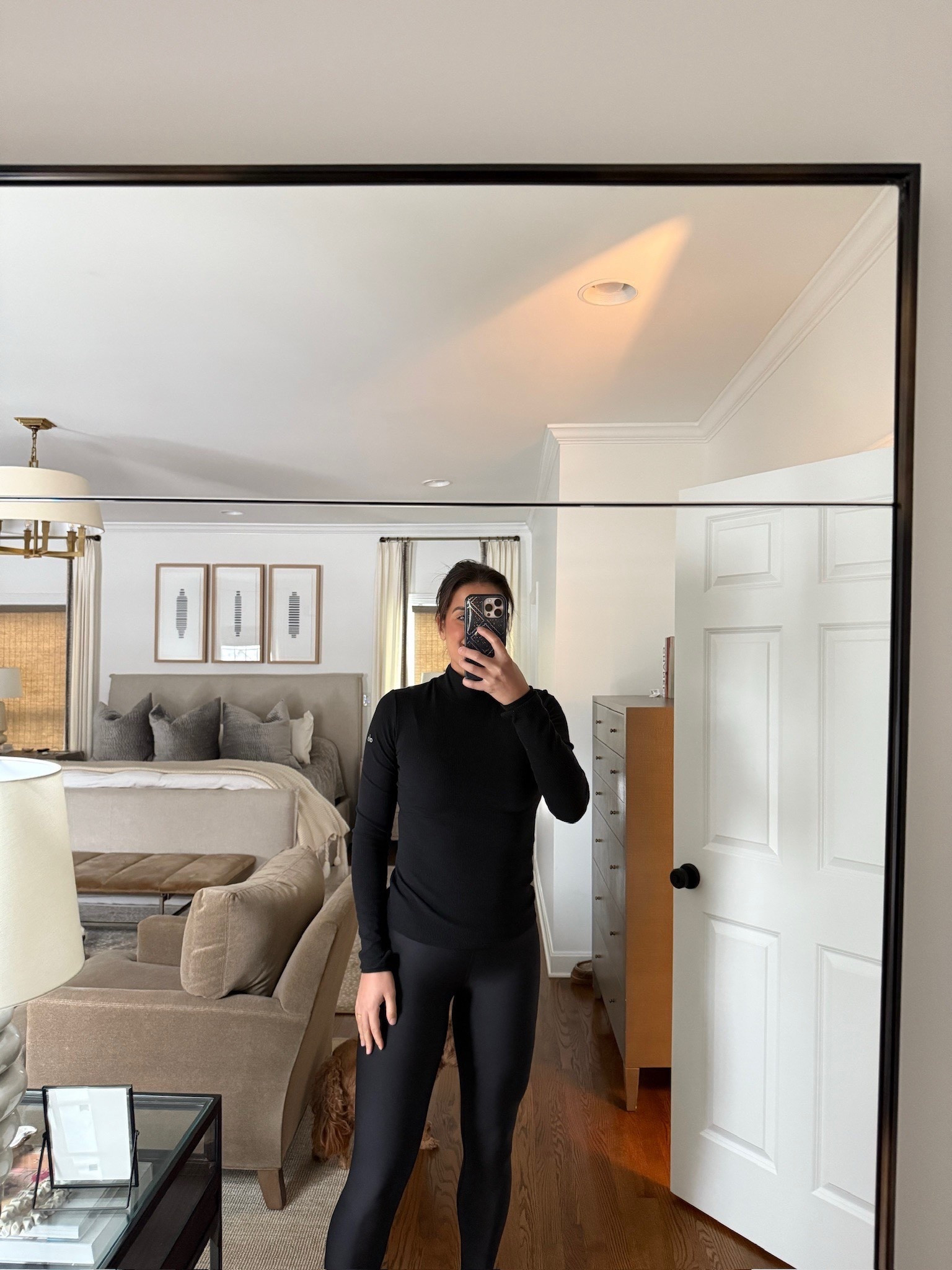 Such a good winter outfit!!!

wellness, gift guide, alo, alo sets, alo yoga, alo, alo outfit, alo top, alo turtle neck, Grace White 

#LTKHoliday #LTKmomlife #LTKootd