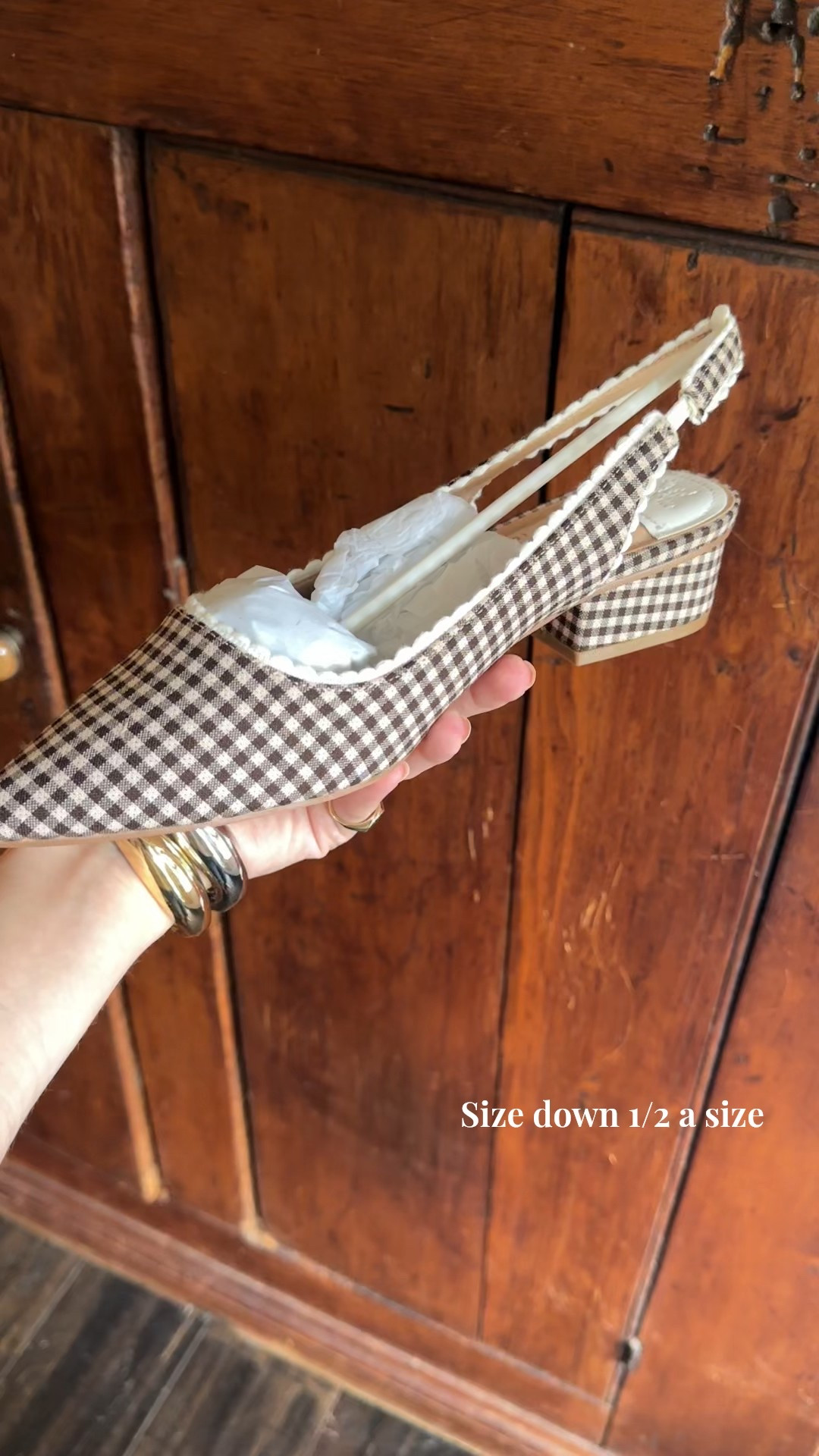 The most perfect fall transitional shoes (under $50) 

Gingham | transitional outfit | fall shoes | shoes | work shoes | kitten heels 

#LTKShoeCrush #LTKFindsUnder50 #LTKSeasonal