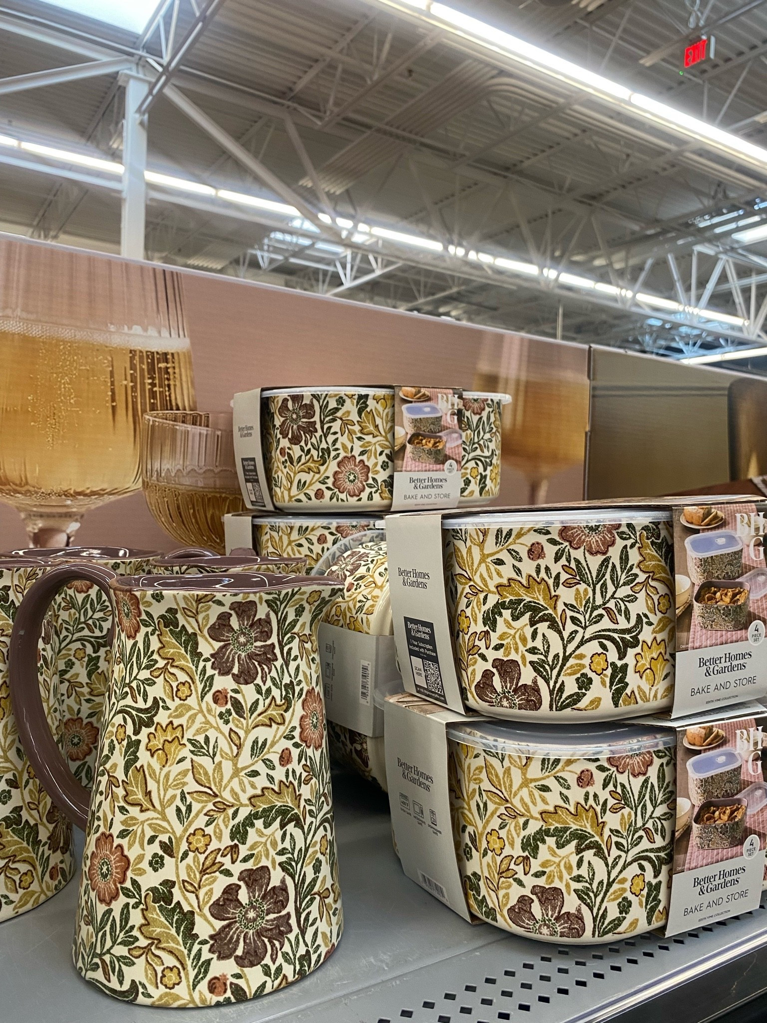 Fall dinnerware and storage 🍂

#walmart #thanksgiving #fallhome #kitchen #halloween mug pitcher storage platter

#LTKSeasonal #LTKHome #LTKmomlife