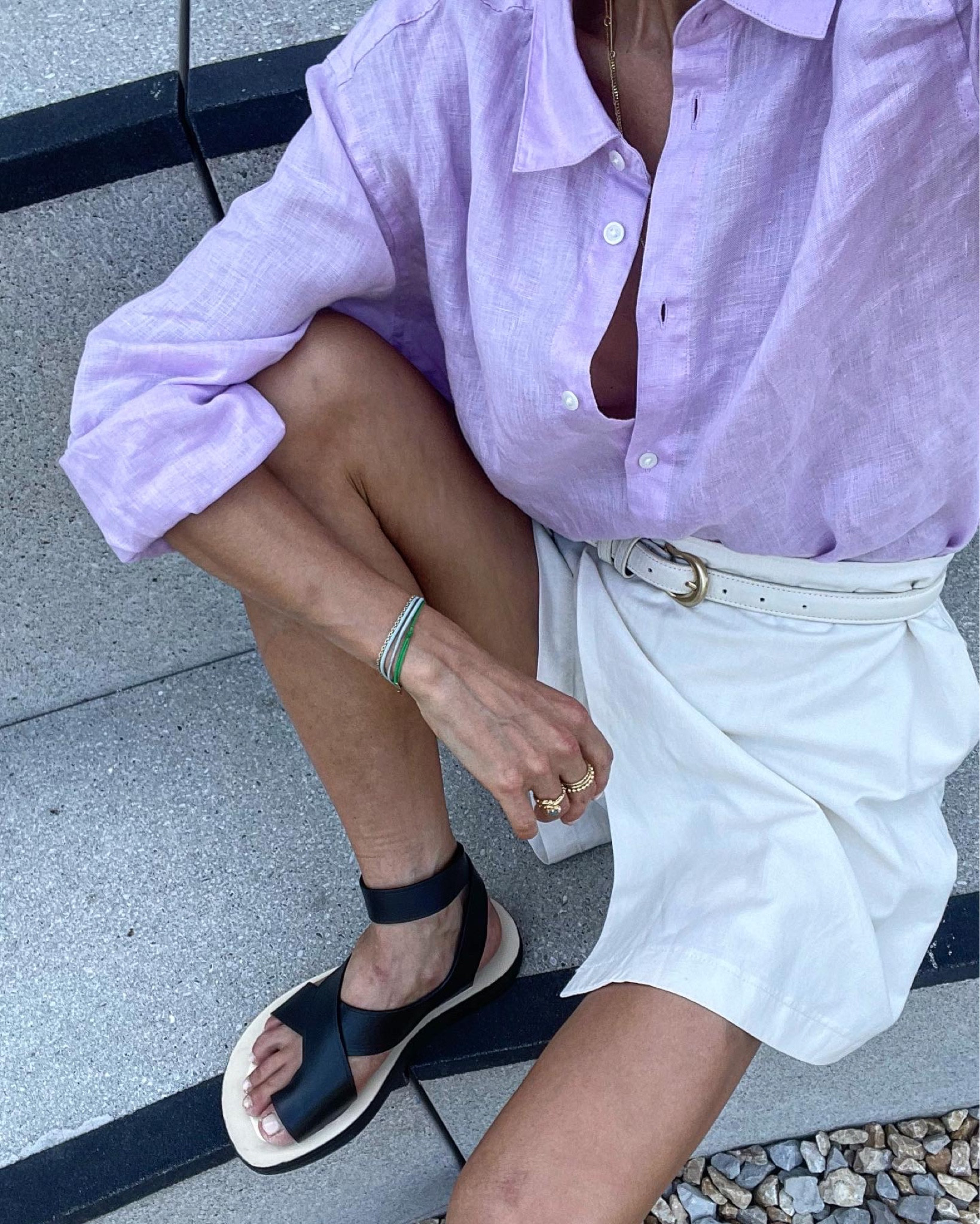 The summer look 

@uniqlo 

#skort #skirt #linenblouse #blouse #miniskirt #miniskort #summerlook #lookoftheday #outfitoftheday 

#LTKunder50 #LTKFind #LTKunder100