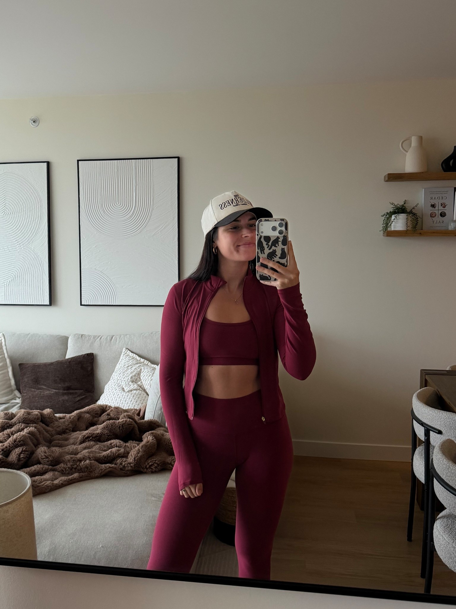 holiday workout fit❤️🎄 #aritzia #burgundy #workout #yoga 

#LTKHoliday #LTKGiftGuide

#LTKActive