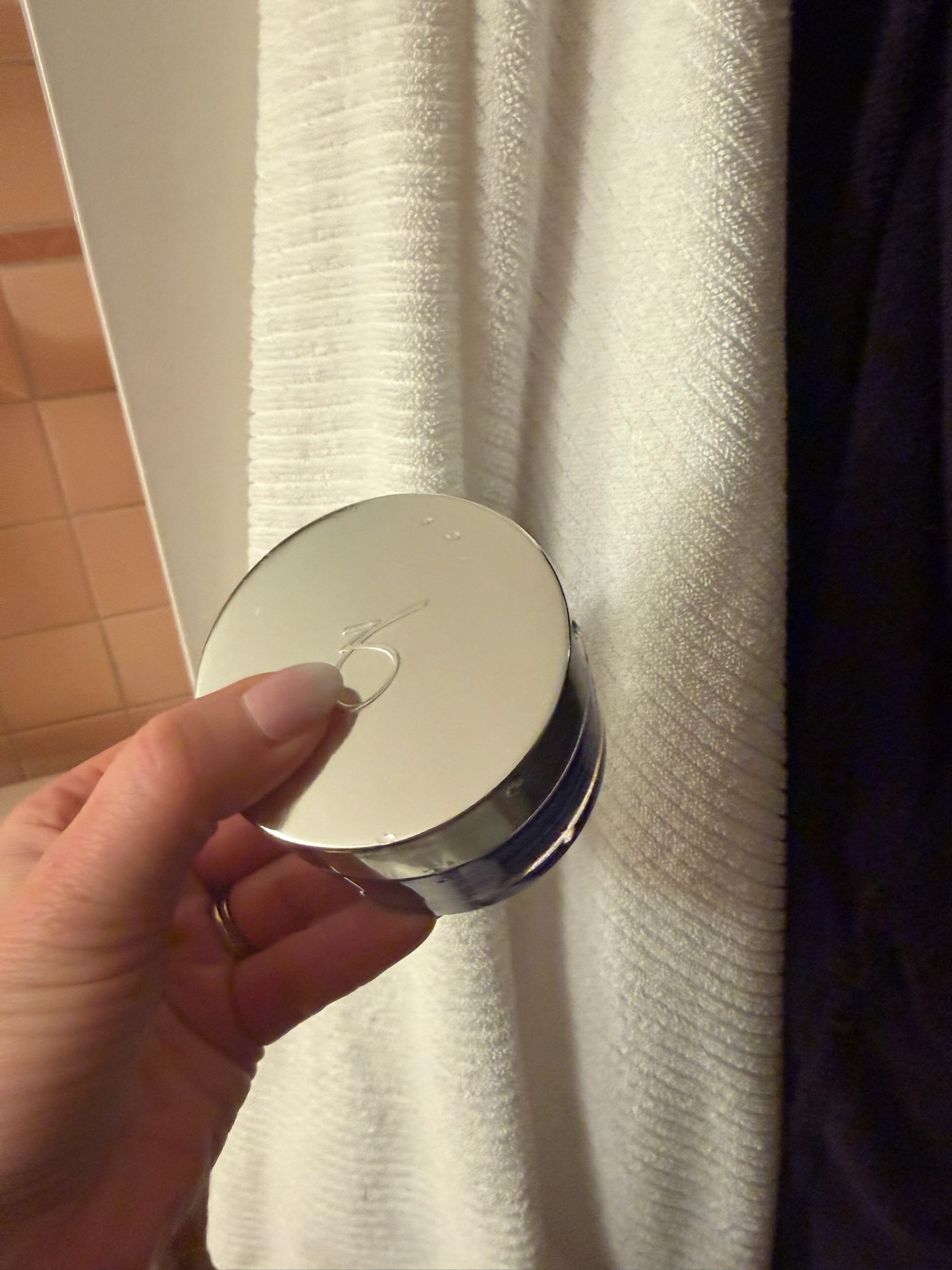 The BEST exfoliator on the market!!!!  

#LTKmorningroutine #LTKselfcare #LTKdayinmylife