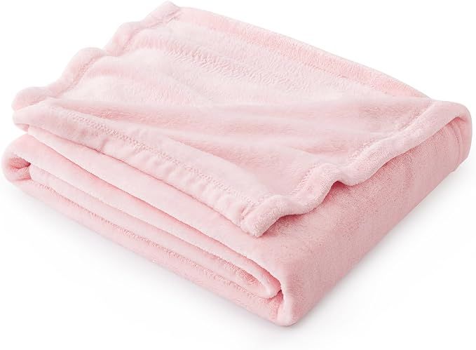 Bedsure Fleece Blanket Throw Pink - 300GSM Blankets for Couch, Sofa, Bed, Soft Lightweight Plush ... | Amazon (US)