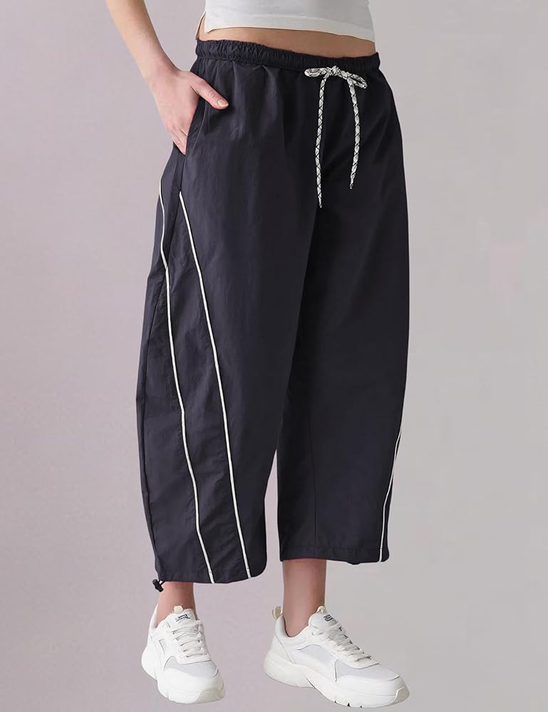 SeekMe Women's Barrel Leg Track Pants Baggy Cropped Capri Drawstring Lightweight Hiking Athletic ... | Amazon (US)