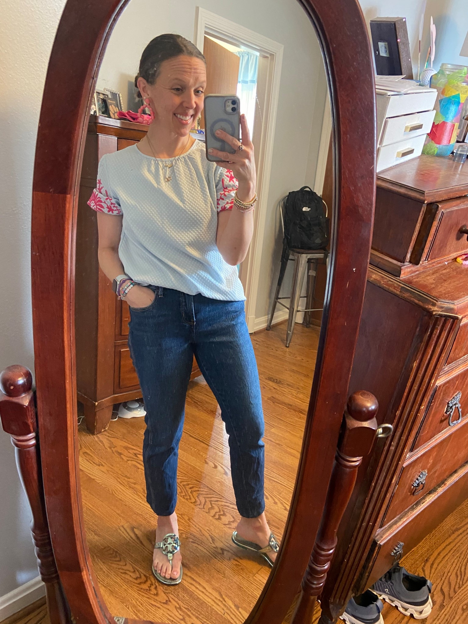 Spring outfit - jeans are on sale for $20! 

#teacheroutfit #jeans #salefinds #oldnavy #jeanssale   #budgetfriendly  #under25 #bubblenecklace #under20 #slimfitjeans

#LTKU #LTKSaleAlert #LTKOver40