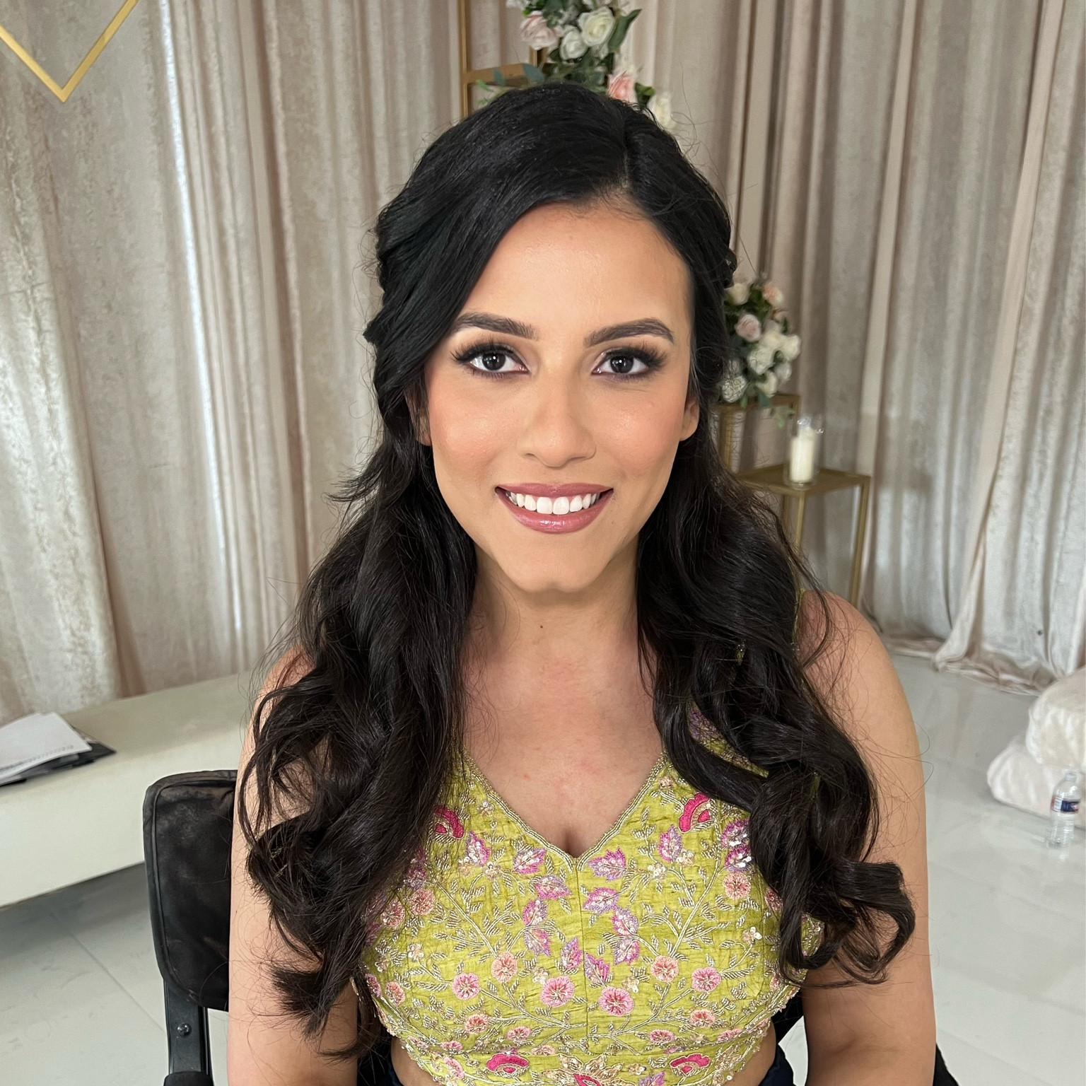 I love a glowy glam! 

#LTKwedding #LTKGiftGuide #LTKbeauty