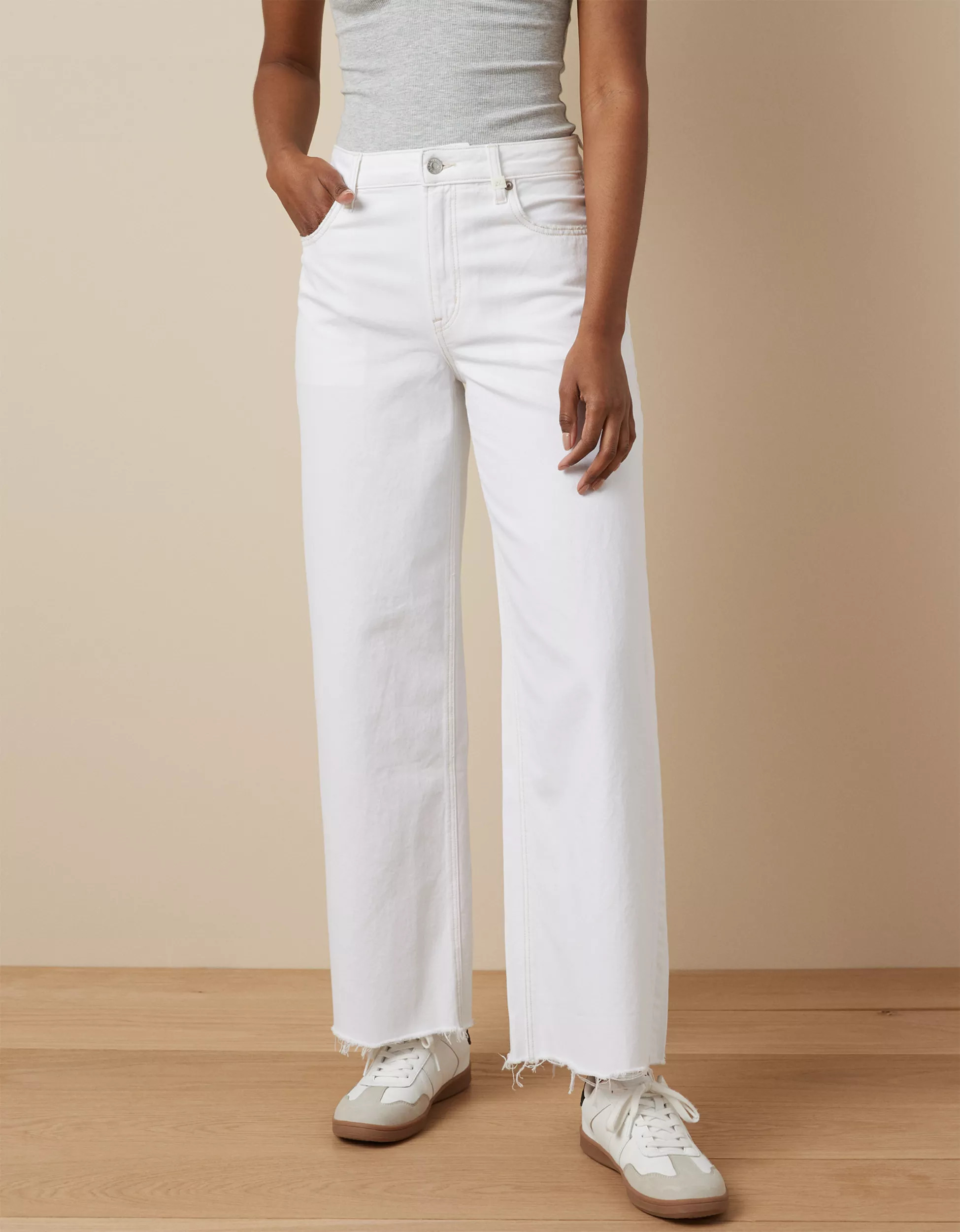 AE Strigid Super High-Waisted Baggy Wide-Leg Ankle Jean | American Eagle Outfitters (US & CA)