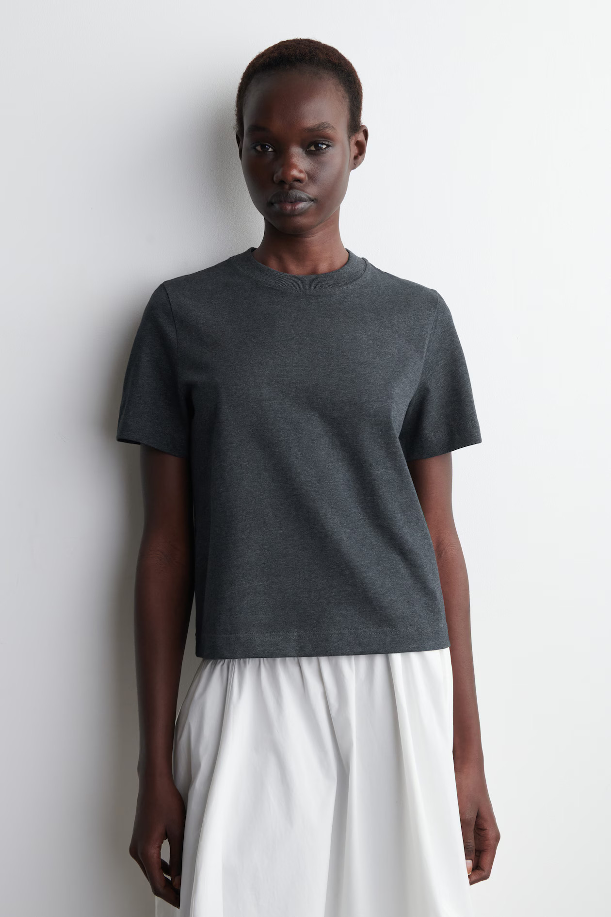 CLEAN CUT REGULAR T-SHIRT - CHARCOAL MÉLANGE | COS | COS (EU)