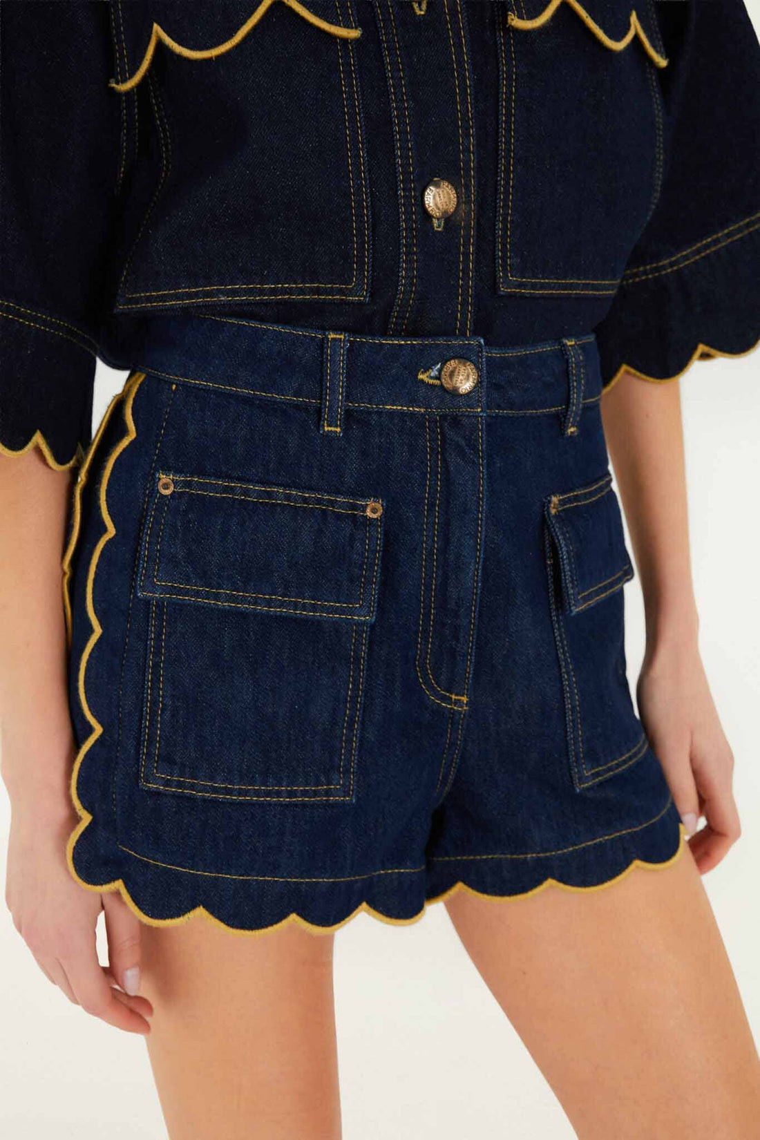 Dark Denim Pockets Wavy Hem Shorts | FARM Rio | FarmRio (US)
