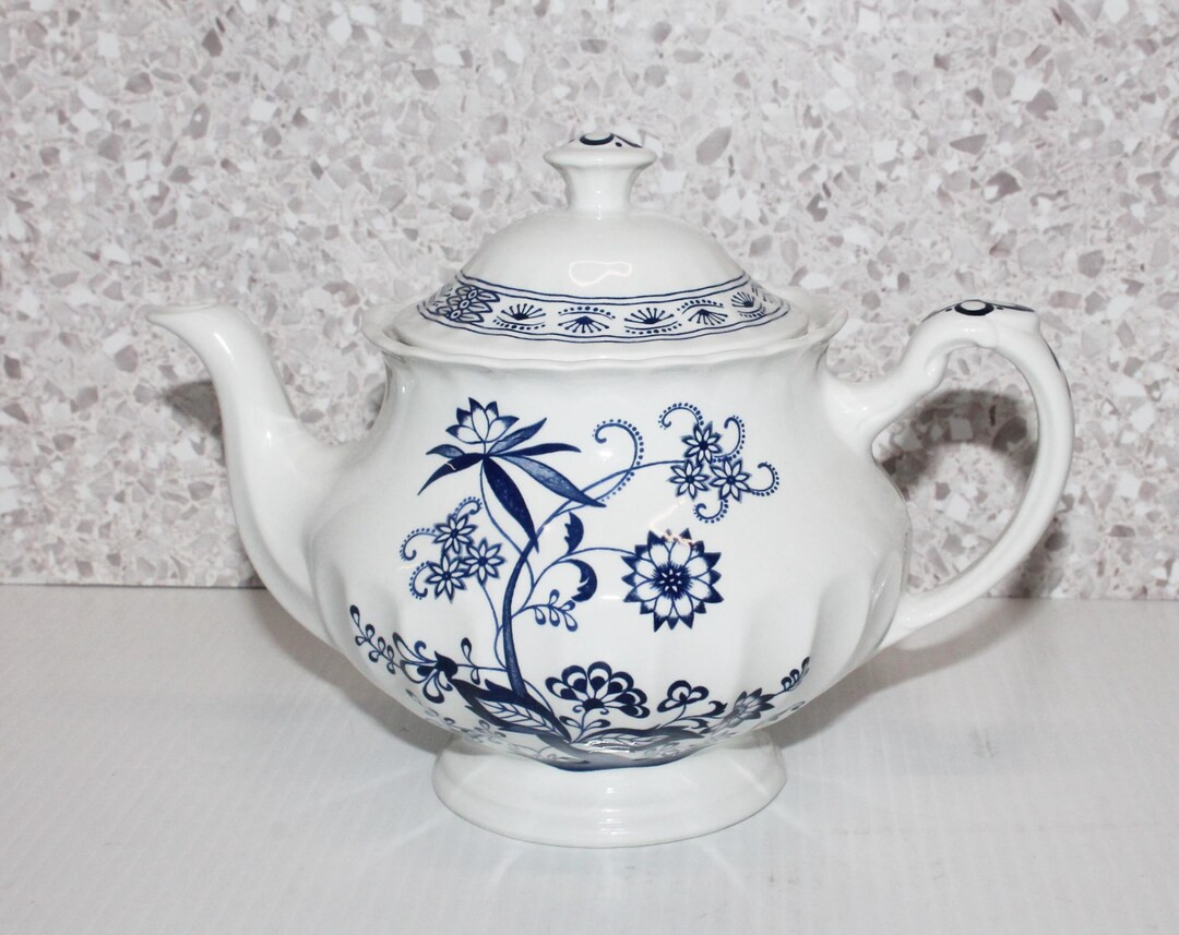 Vintage Blue Nordic Teapot by J & G Meakin, Classic Blue and White, 4 Cups Ironstone Teapot, Made... | Etsy (US)
