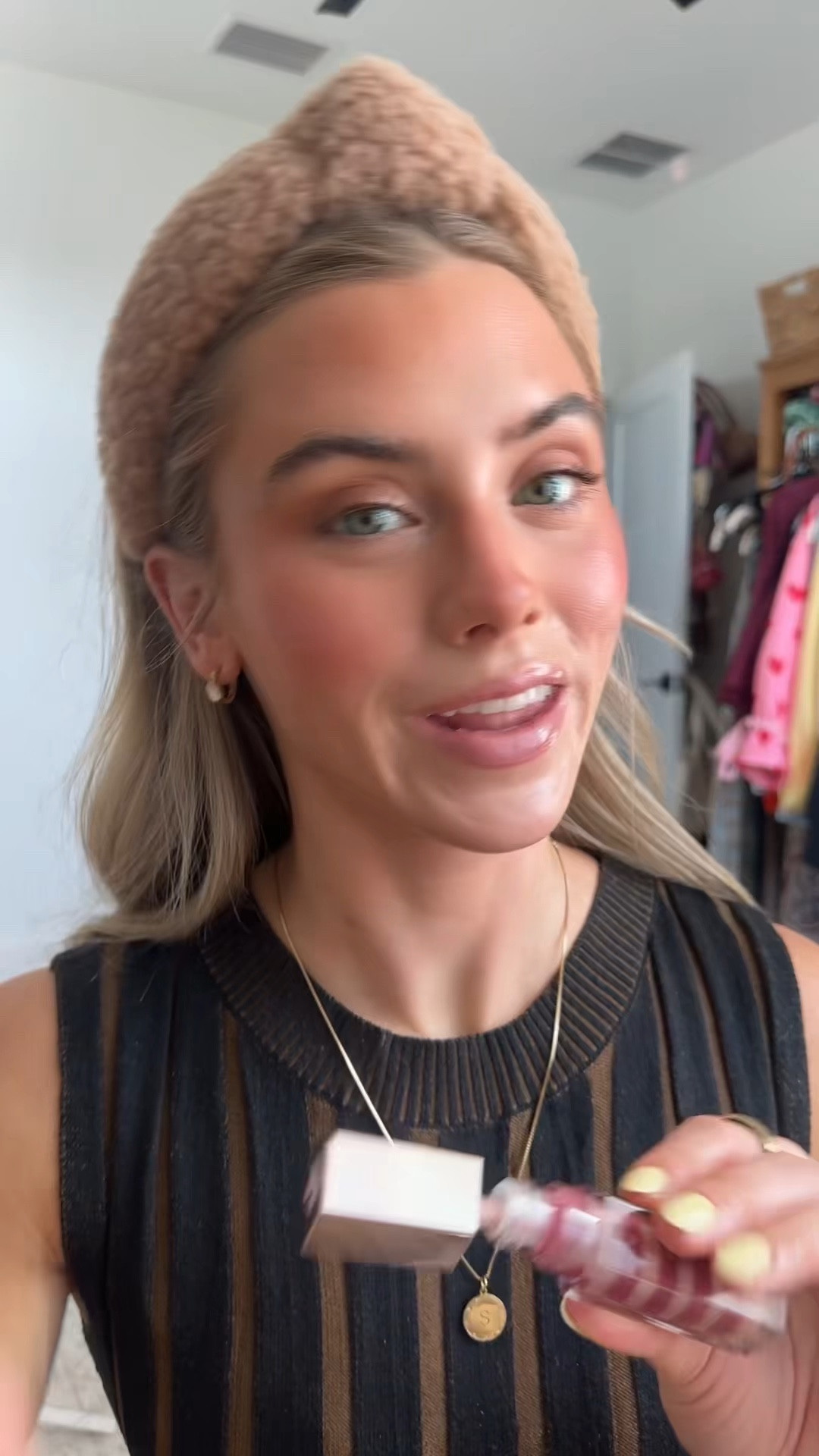 @fentybeauty EXPLOSIVE SHINE + MOISTURE BARRIER-STRENGTHENING CARE SWIRLED UP WITH TWO ICONIC SHADES.

STRAIGHT UP:
You chose it—and now it’s here. We’re treating your lips to a swirled mashup of iconic shades for a fresh way to wear Gloss Bomb. Two universal colors perk up lips with award-winning shine and moisture barrier-strengthening care  

#LTKselfcare #LTKBeauty #LTKgrwm