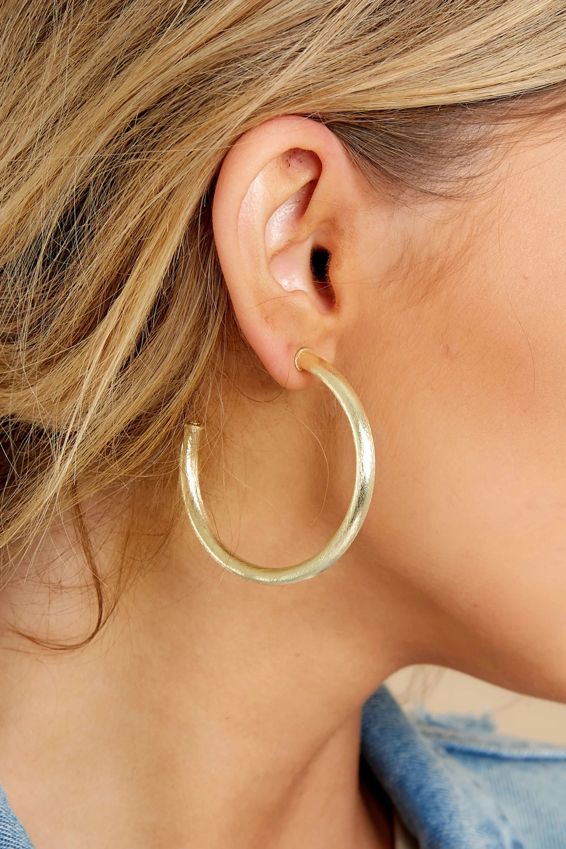Everybody's Favorite Small Gold Hoops | Red Dress 