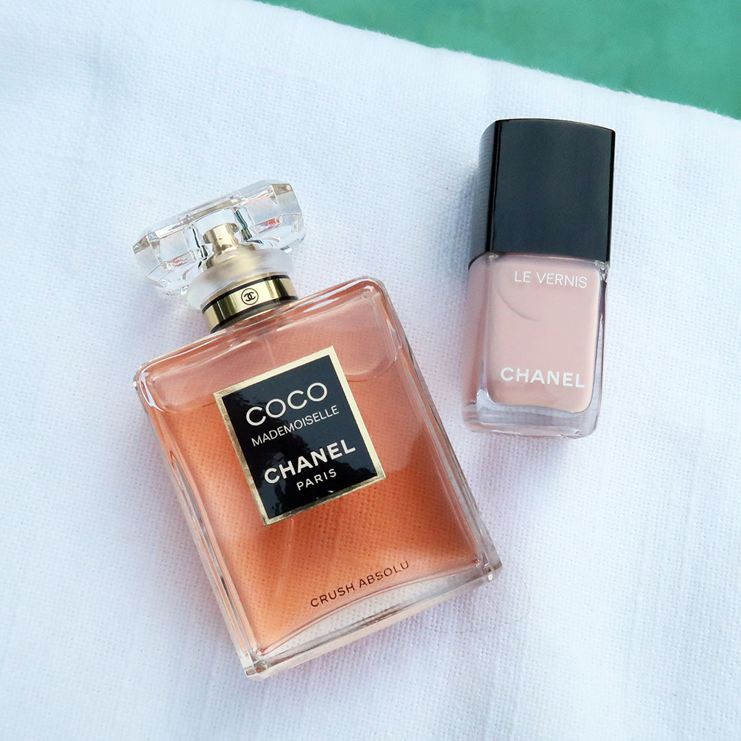 Chanel fall nail polish and the perfect eau de parfum for the fall season. Love! 

 #LTKBeauty