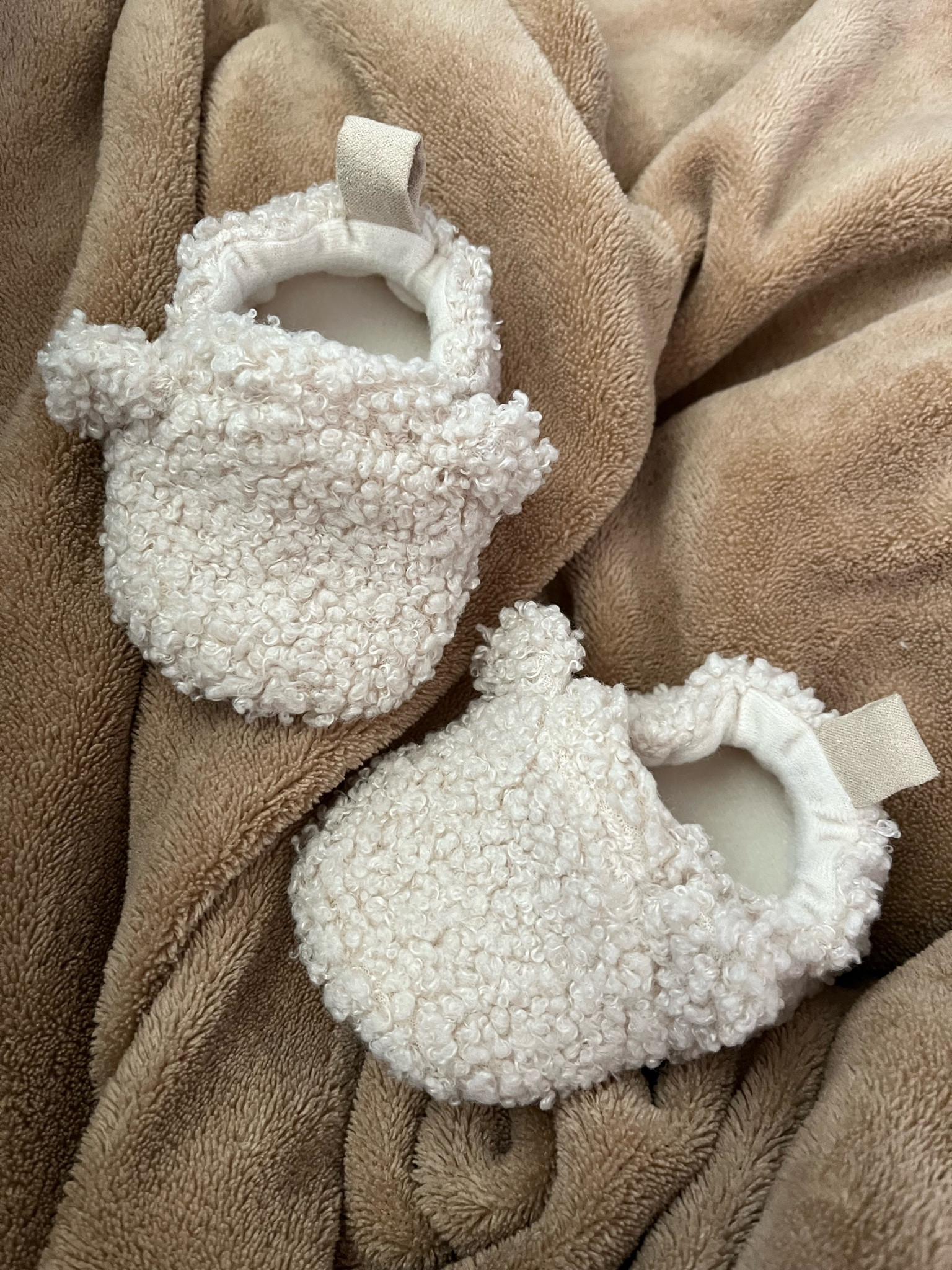The cutest little baby slippers!

LTK babies, baby finds, baby shoes, cute baby clothes, infants, infants shoes, pregnancy, newborn, target finds, baby target finds

#LTKbaby #LTKbump #LTKfamily