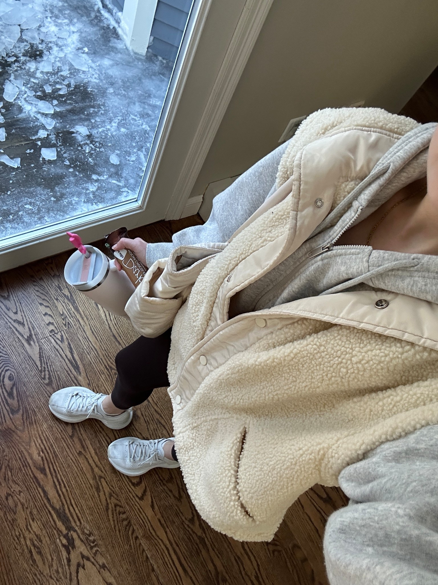 Workout outfit, workout outfit inspo, workout outfit inspiration, fuzzy fleece, water bottle, Stanley water bottoms, workout top, leggings, workout style, winter style, athleisure 

#LTKfitnessgoals #LTKSeasonal #LTKActive